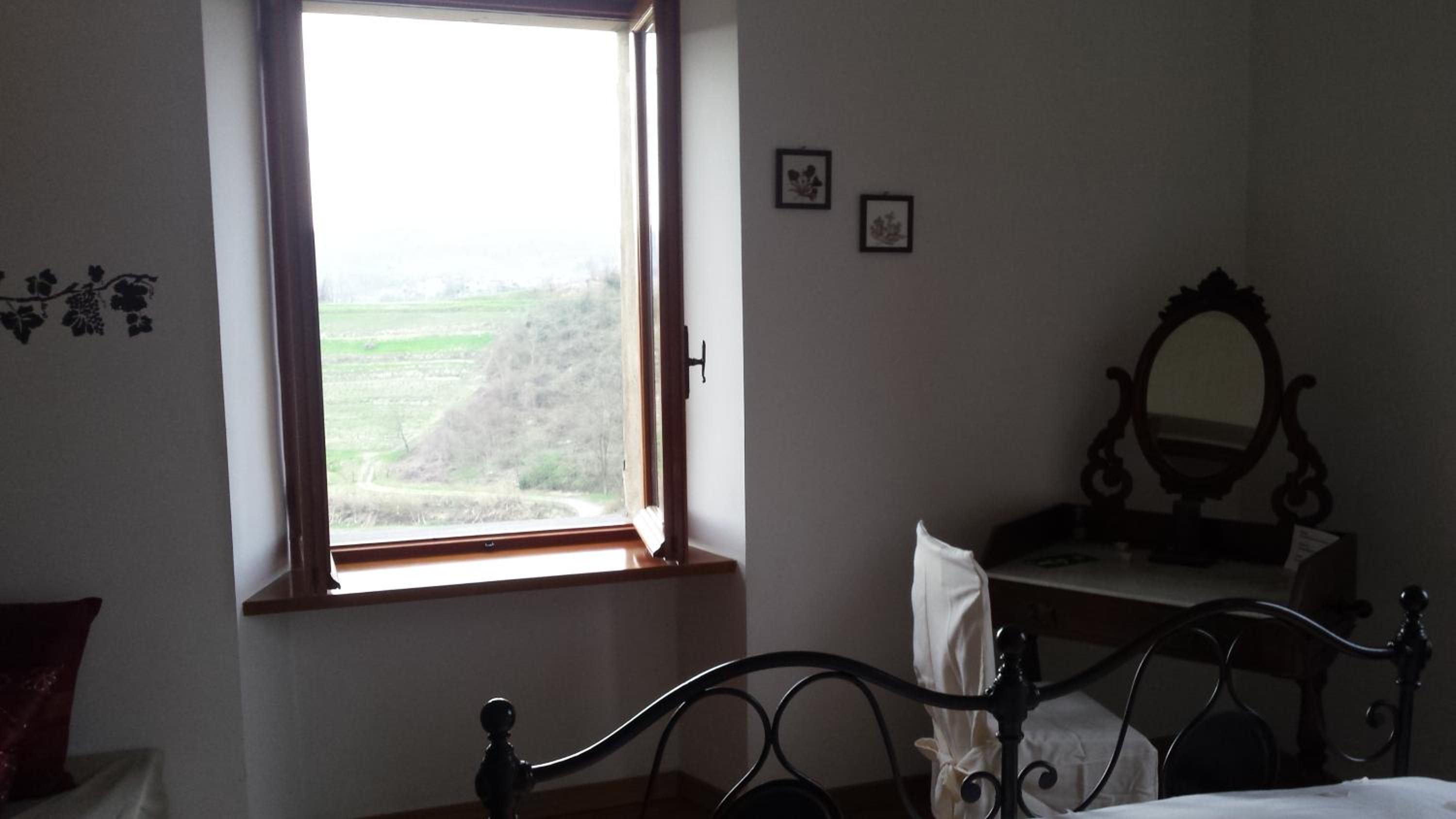 Double Room - Photo 8