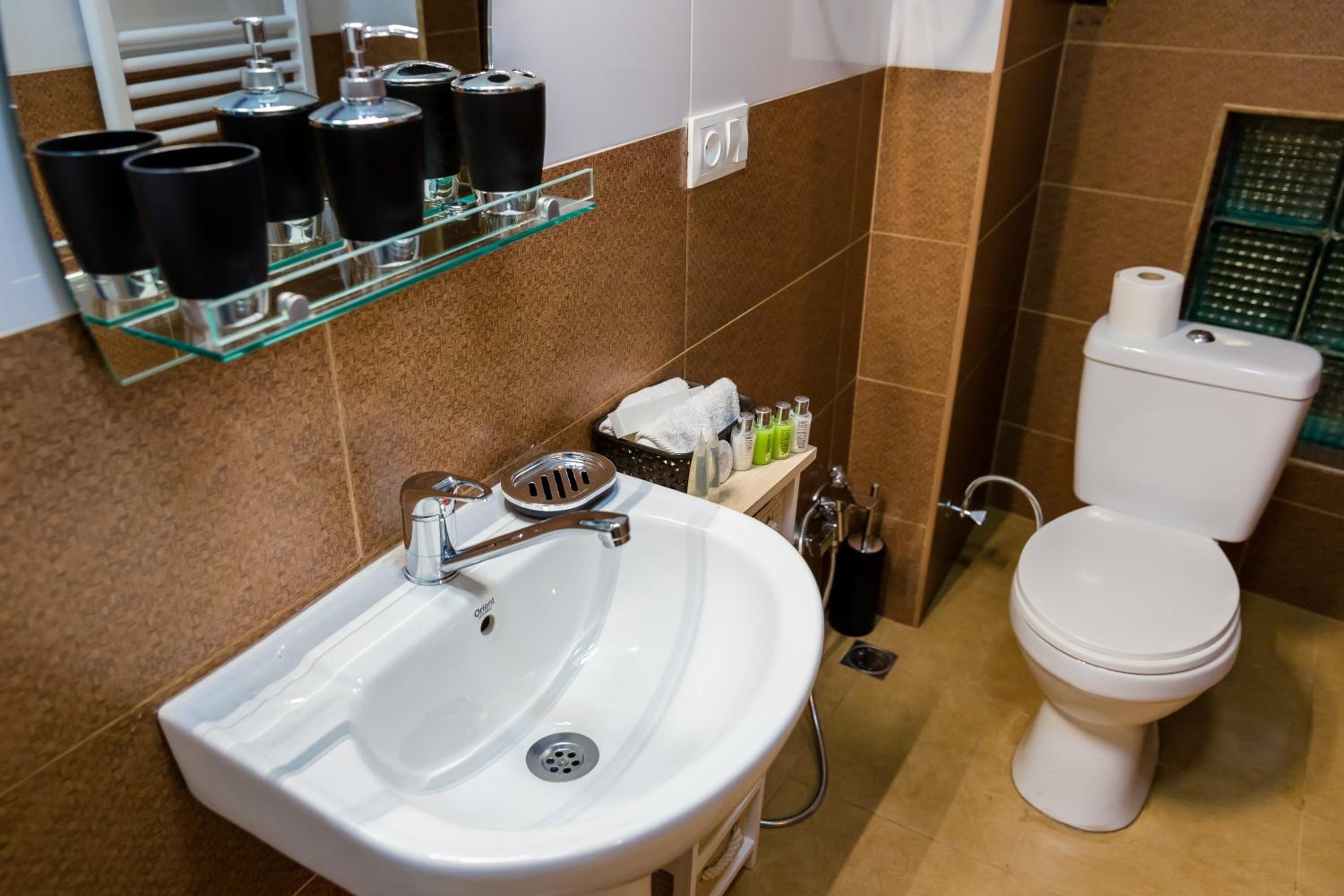 Standard Double Room with City View photo 2