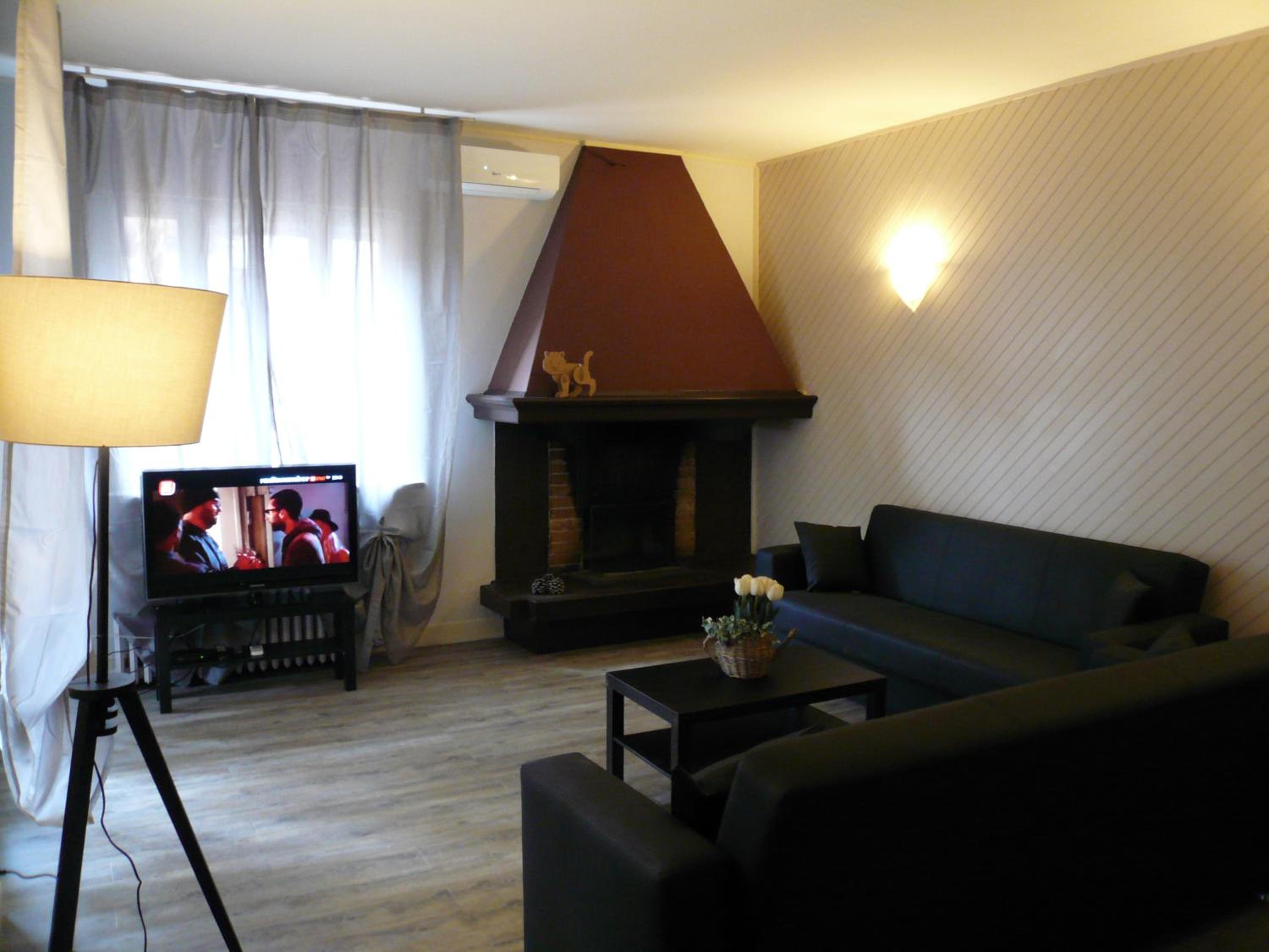 Deluxe Apartment photo 1