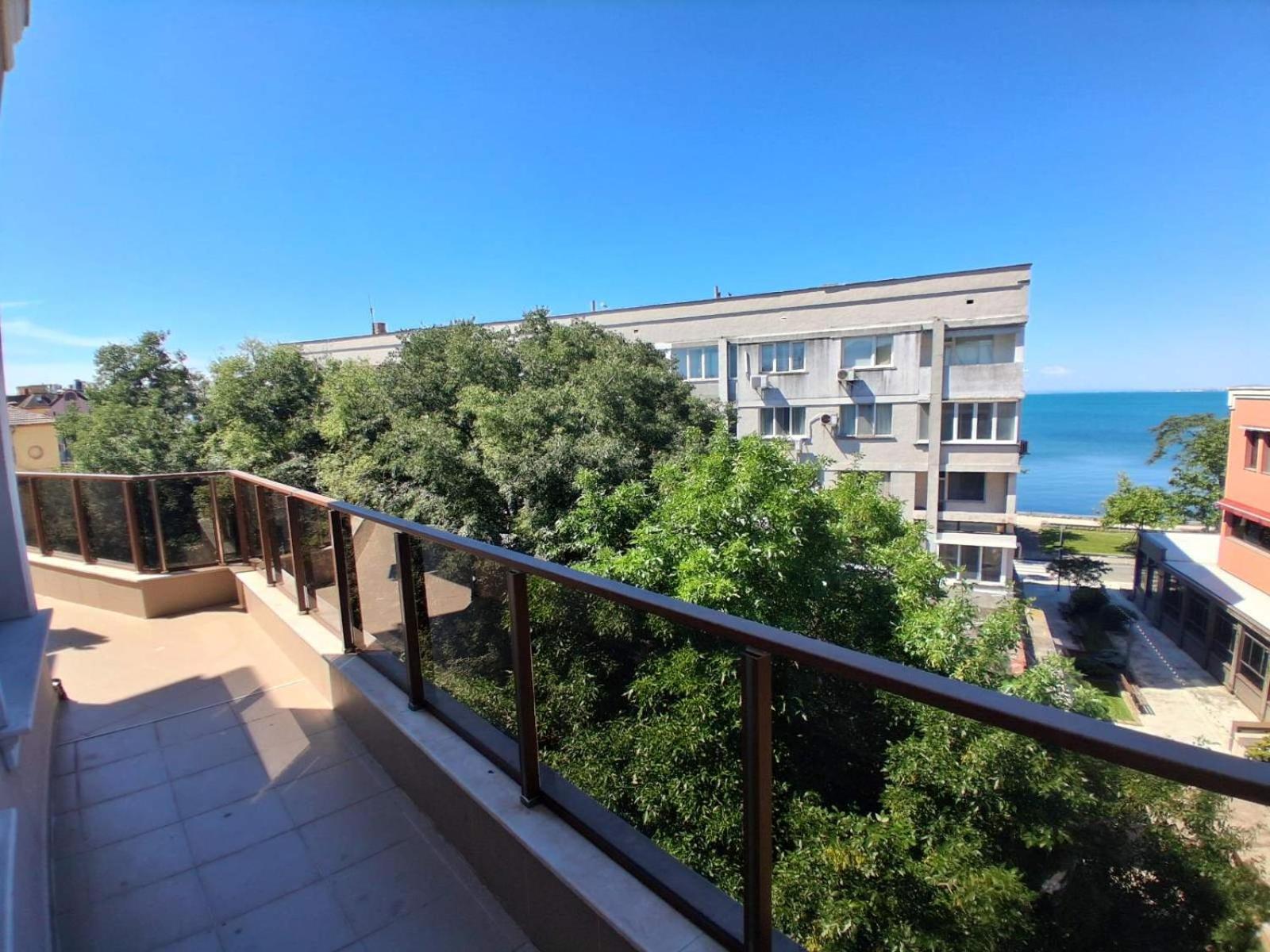 One-Bedroom Apartment with Balcony and Sea View