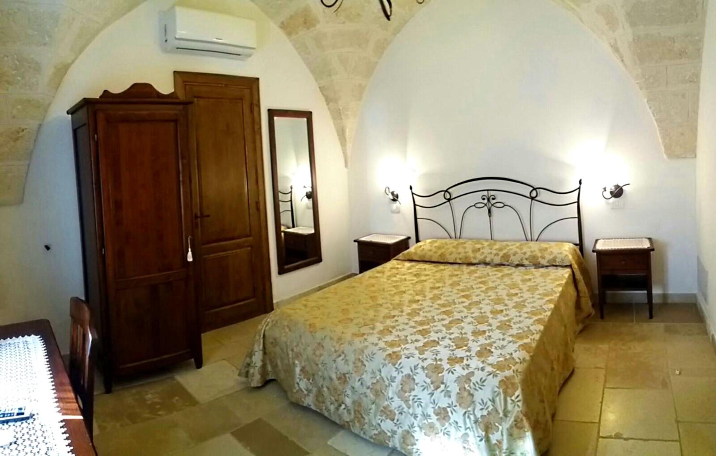 Double Room - Photo 4