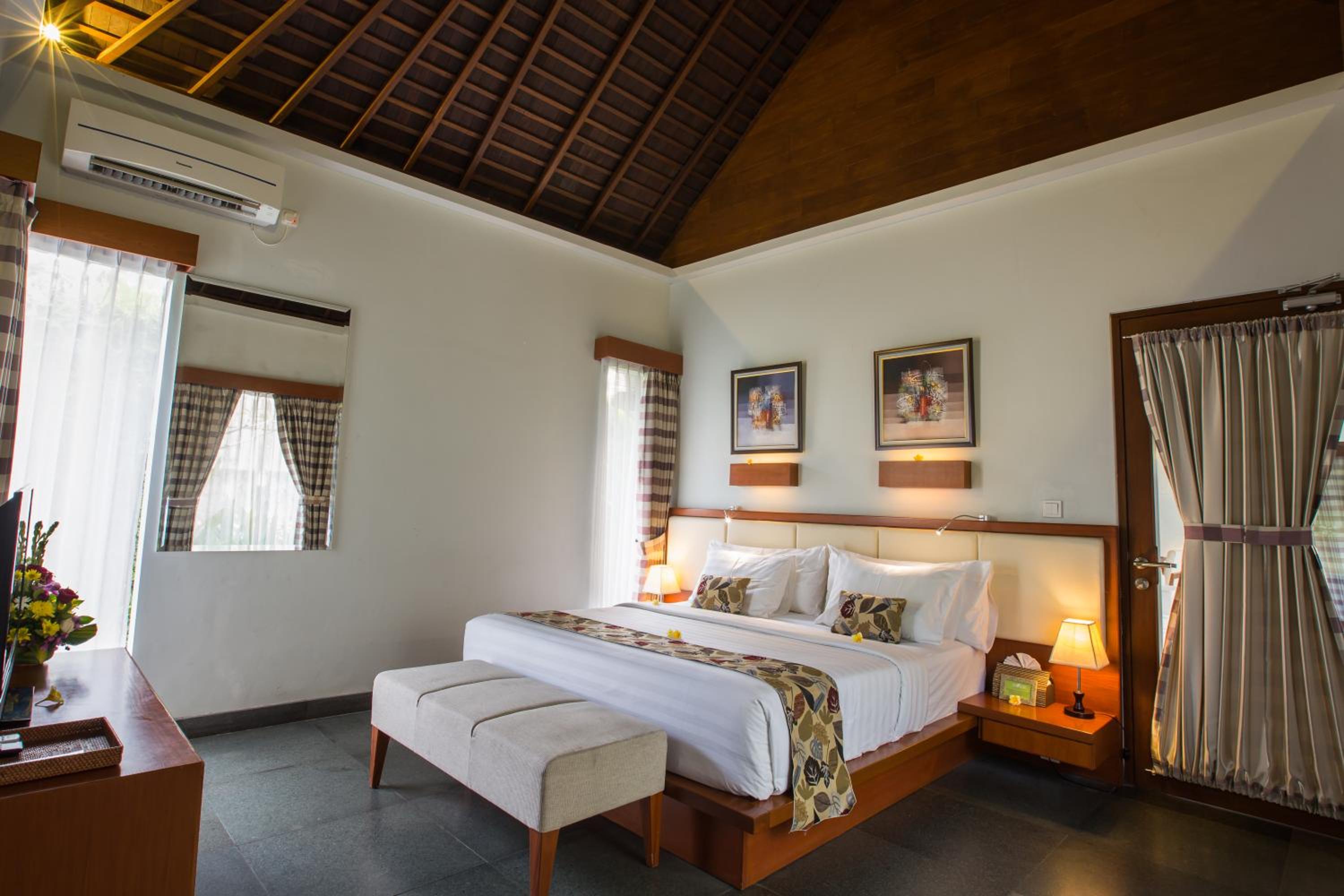 Two-Bedroom Villa with Private Pool photo 3