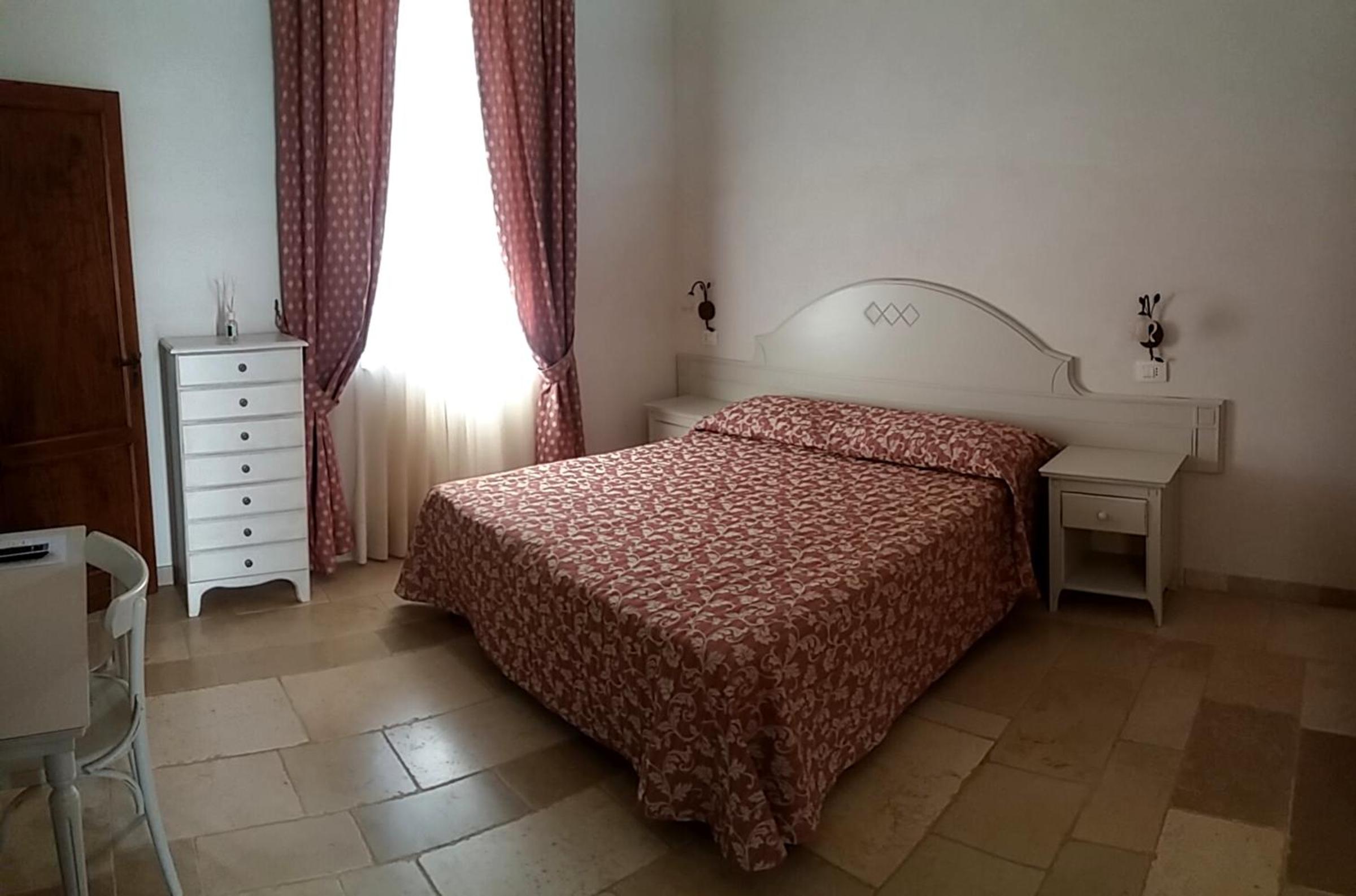 Quadruple Room - Photo 5