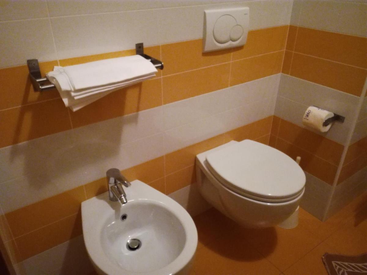 Standard Triple Room with Sea View