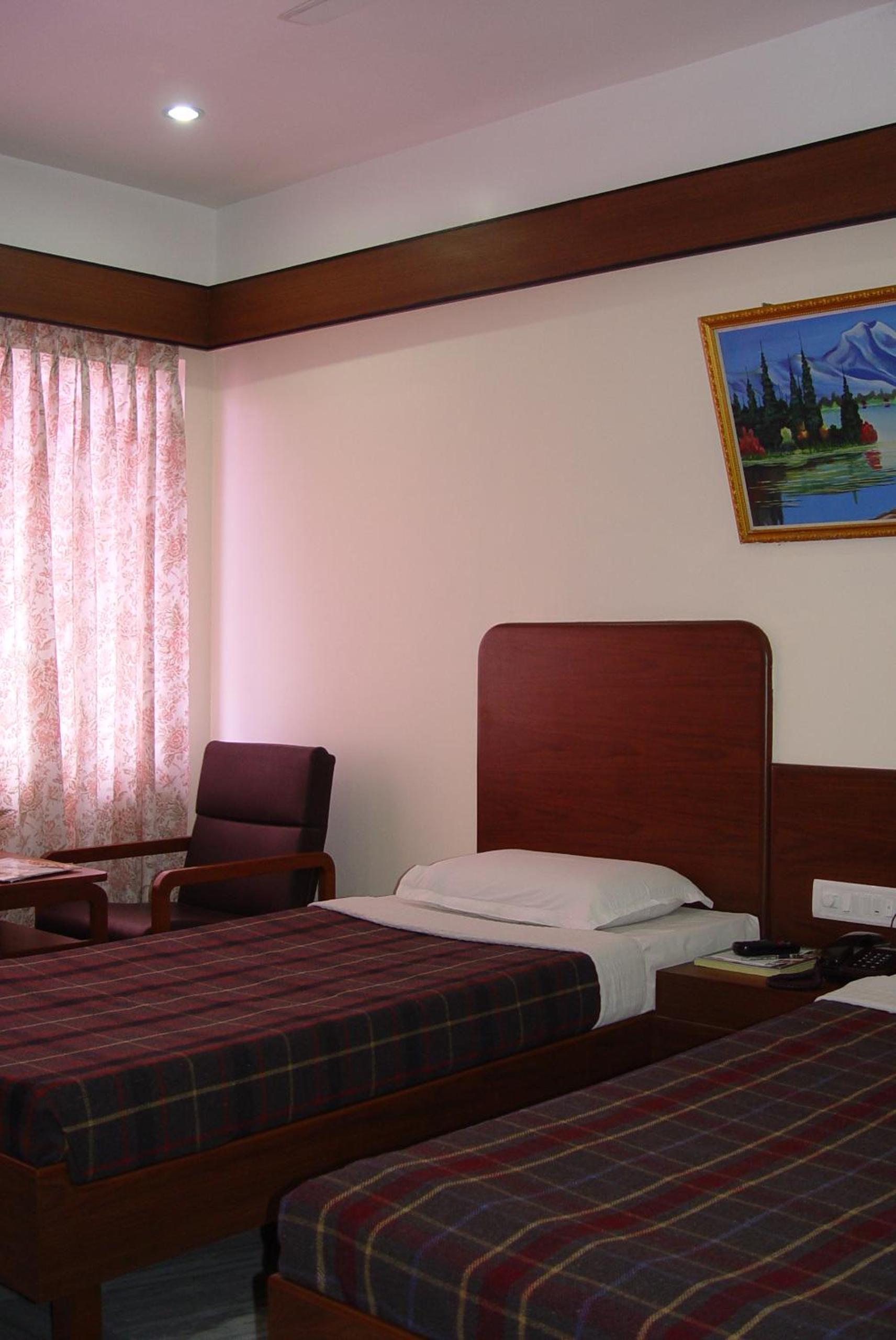 Standard Double or Twin Room - Photo 4