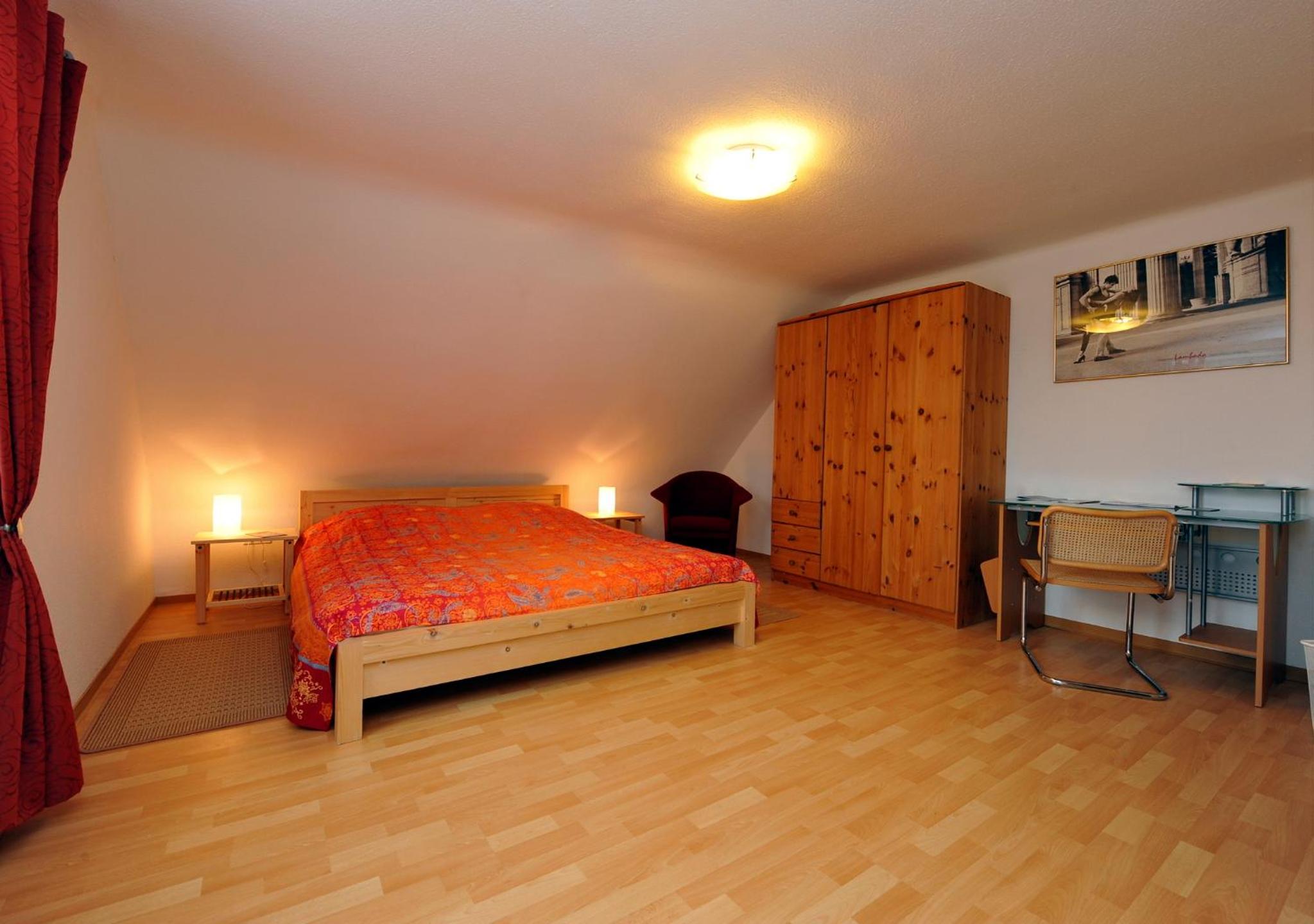 Double Room - Photo 5