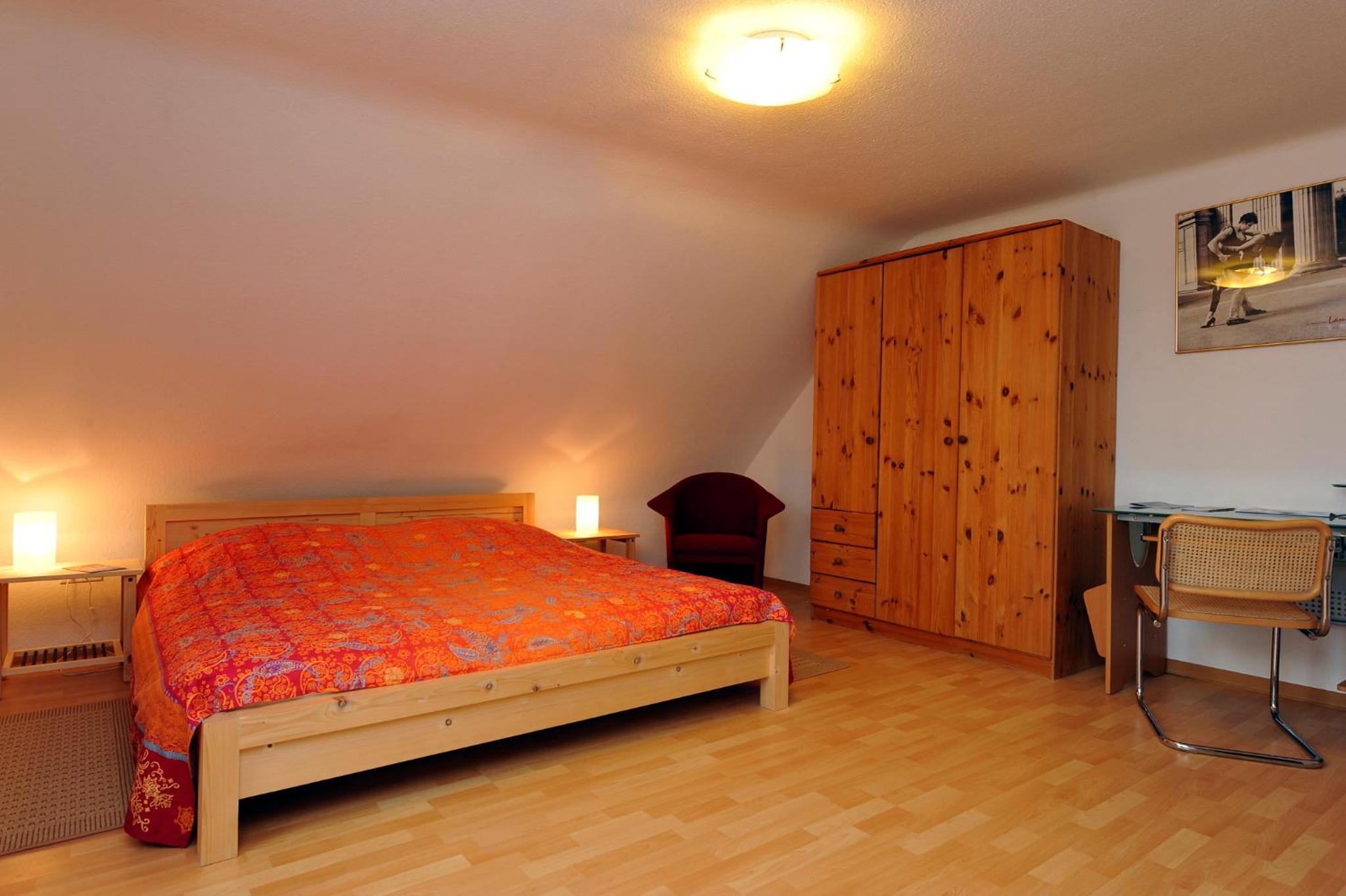Double Room - Photo 6