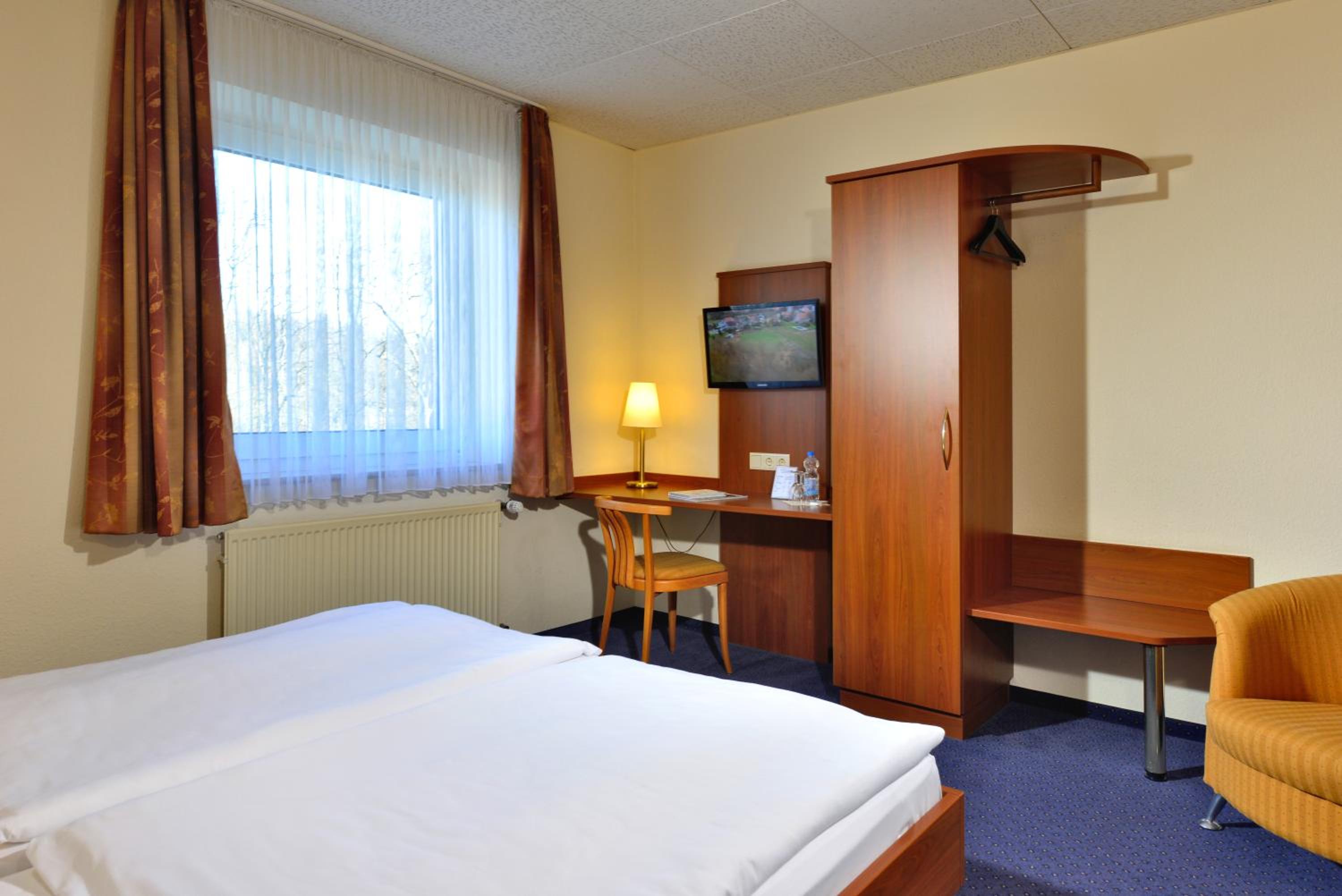 Double Room - Photo 3