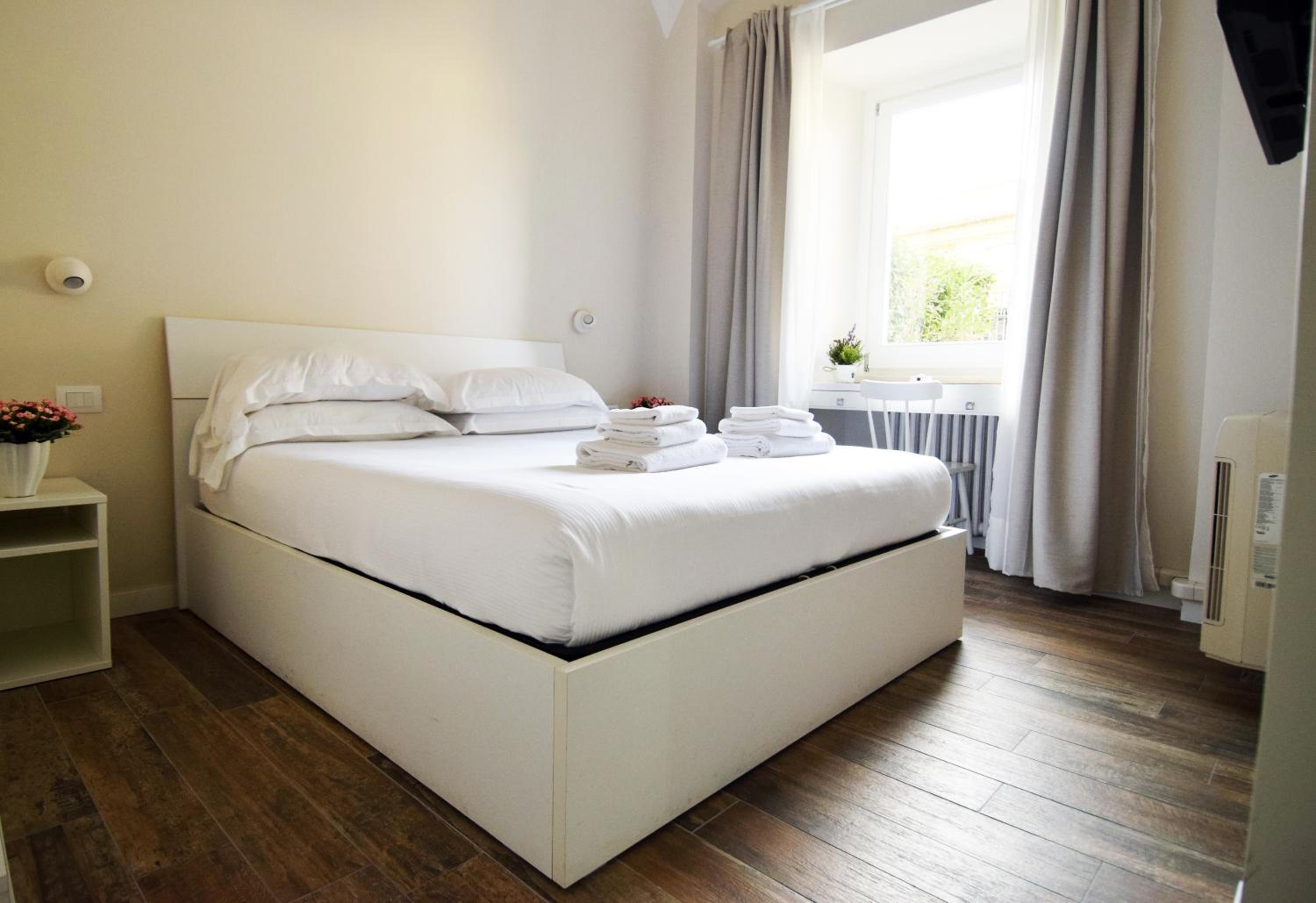 Double Room - Photo 1