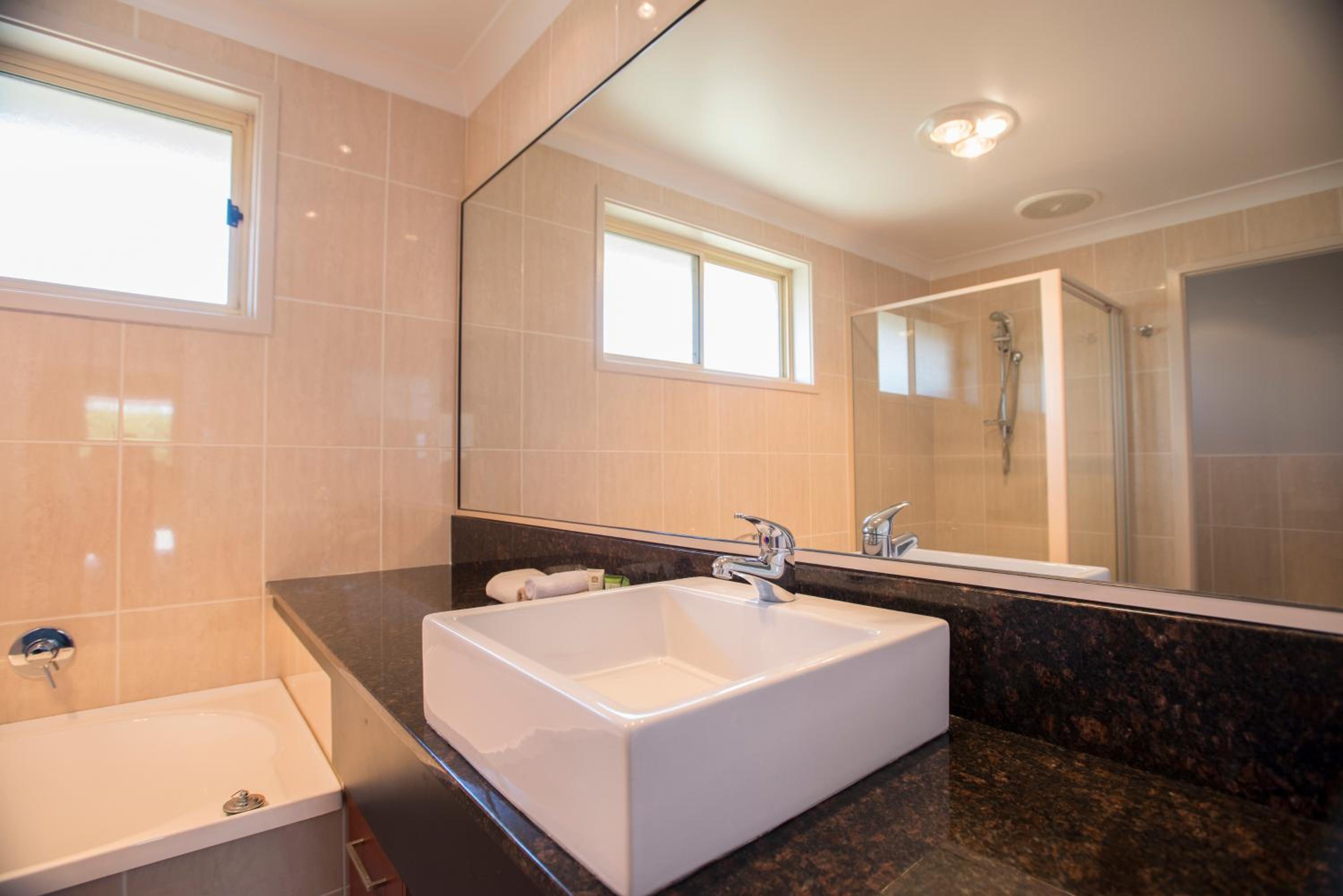 Executive Two-Bedroom Suite - Photo 5