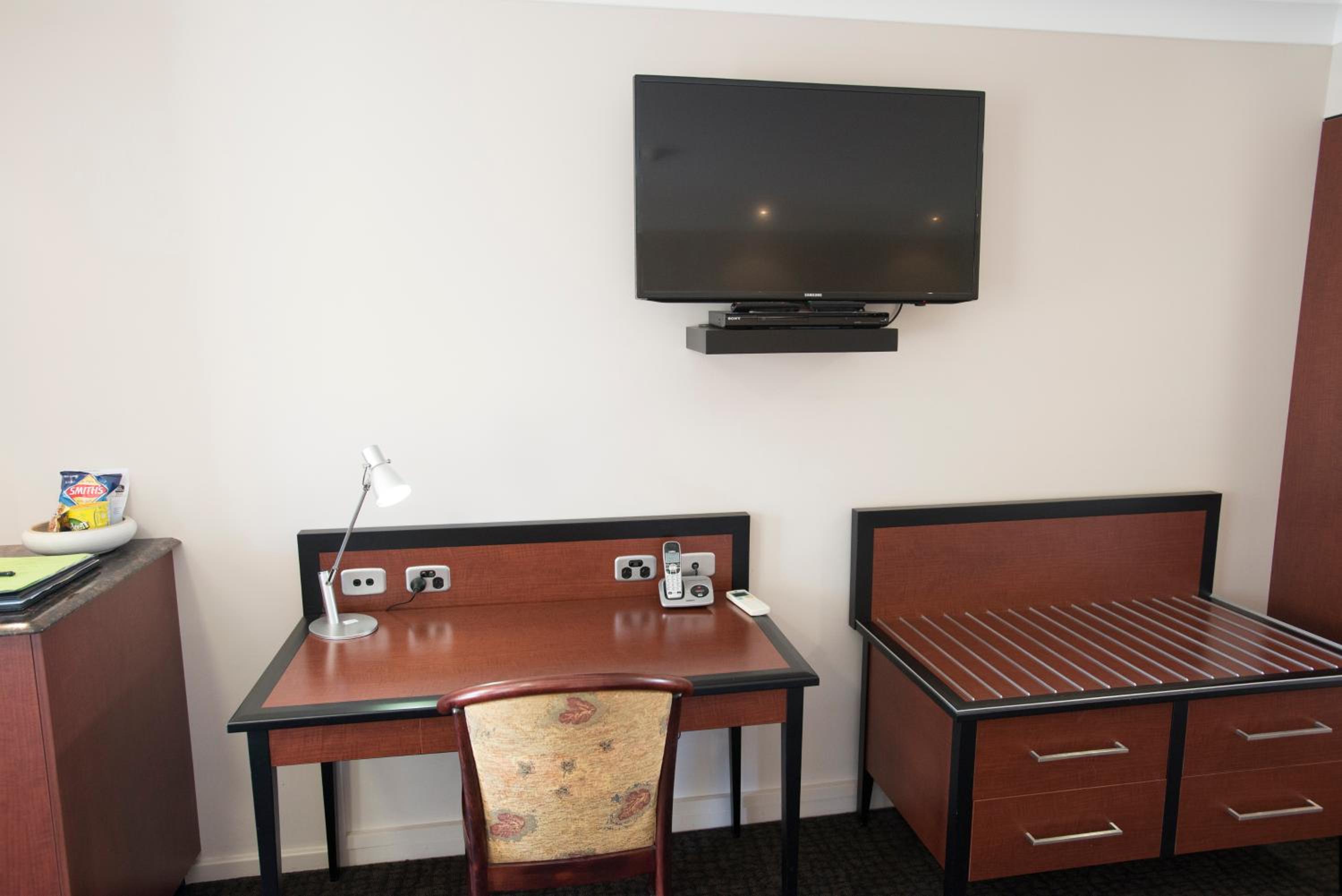 Superior Twin Room with Spa Bath - Photo 4