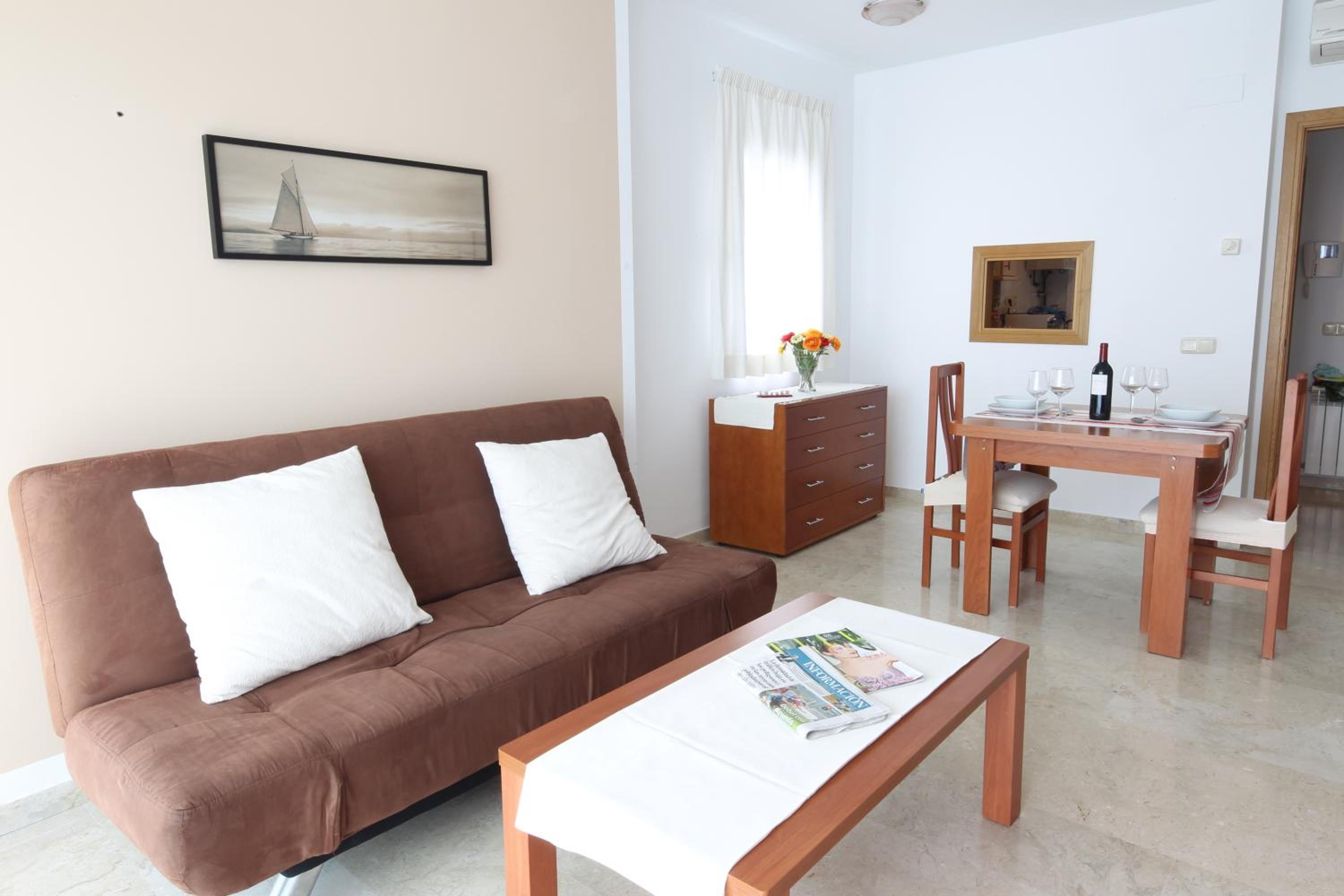 Habitación Doble o Twin Estándar con Vista al Mar