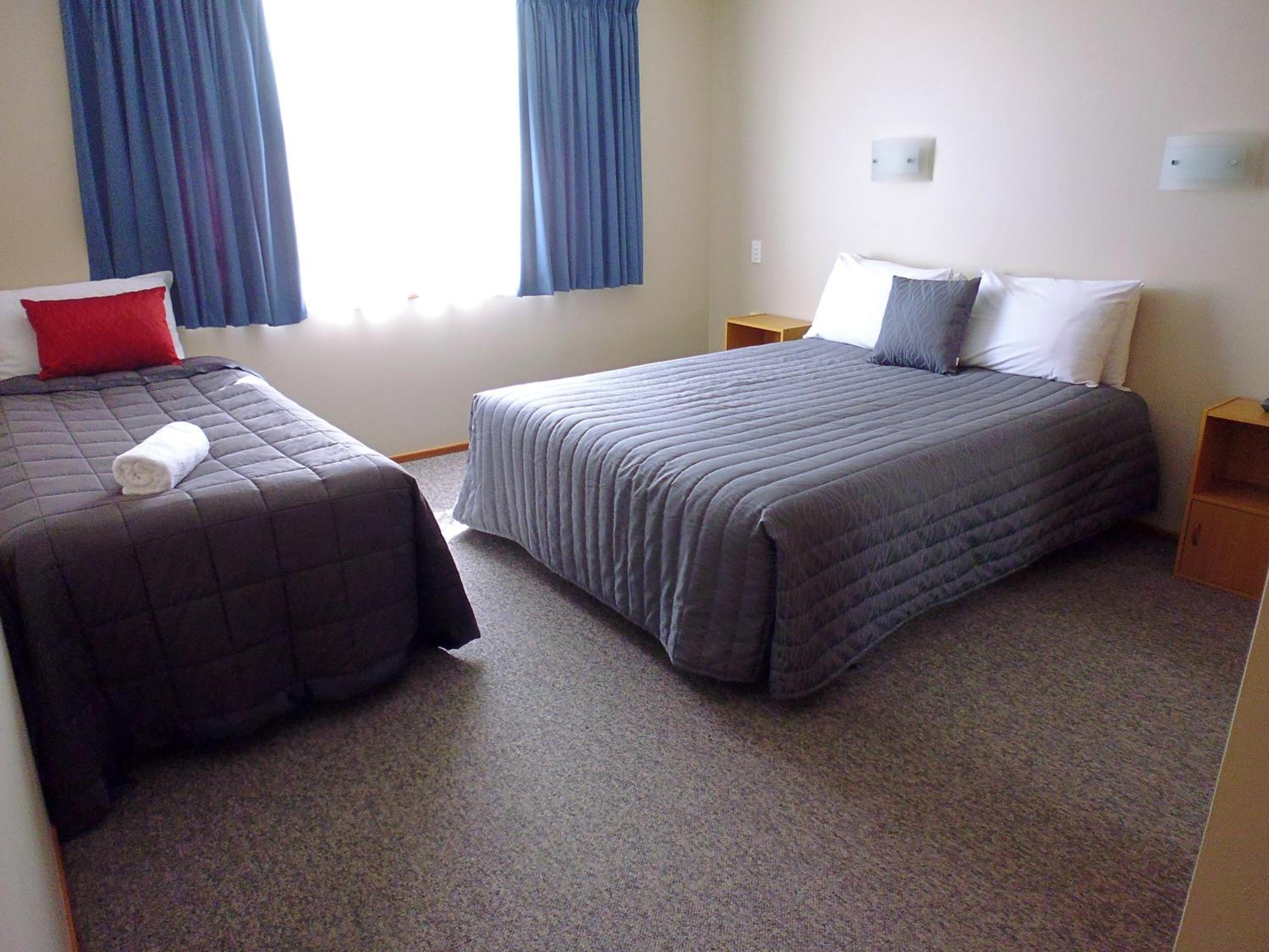 Two-Bedroom Apartment - Photo 3