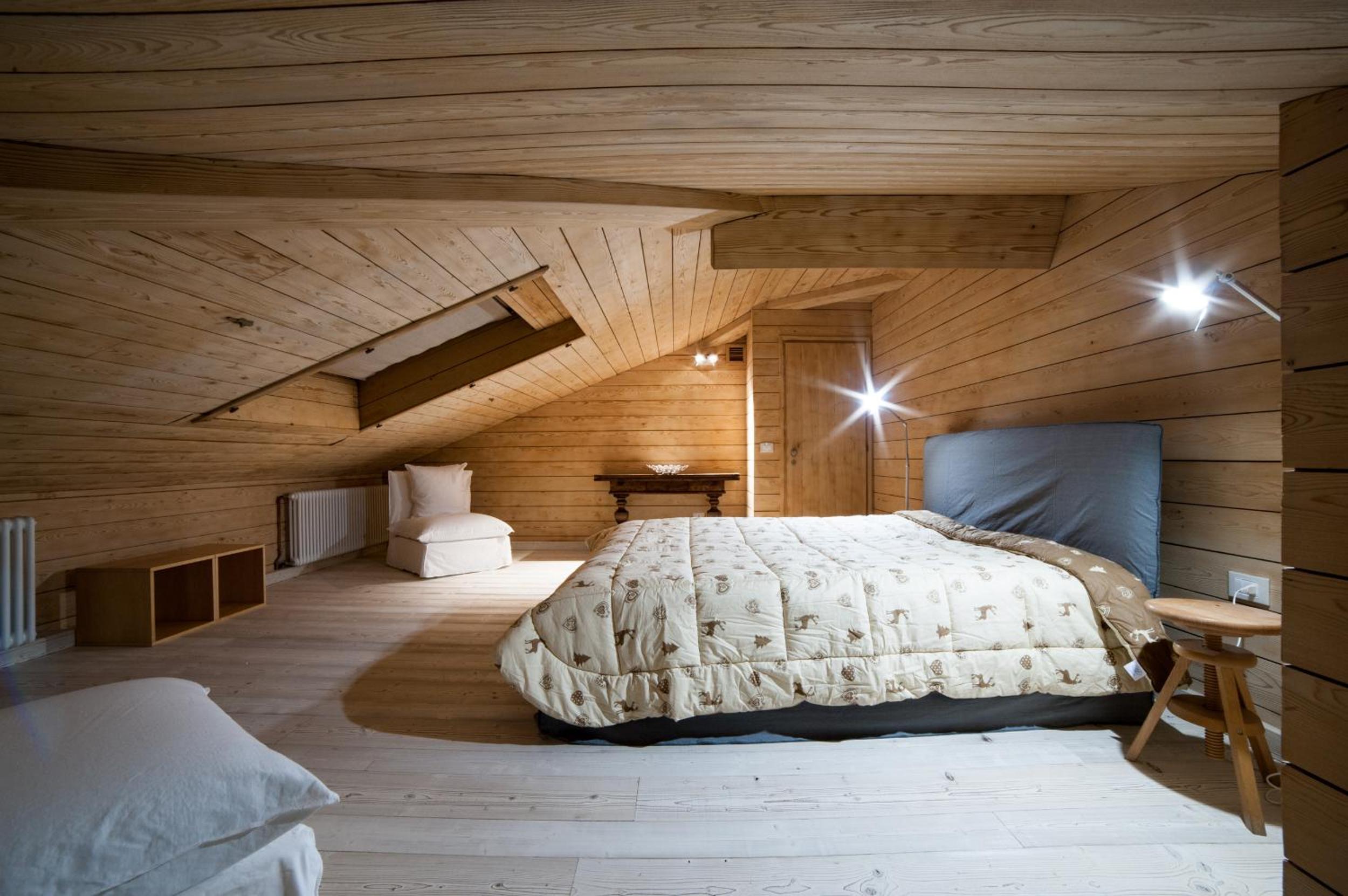 Deluxe Suite - Photo 1
