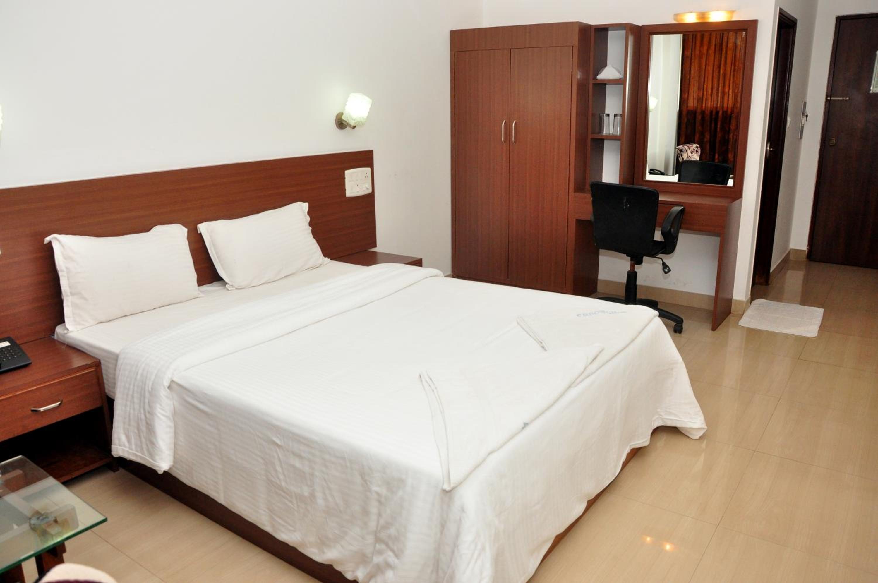 Deluxe Double Room - Photo 1