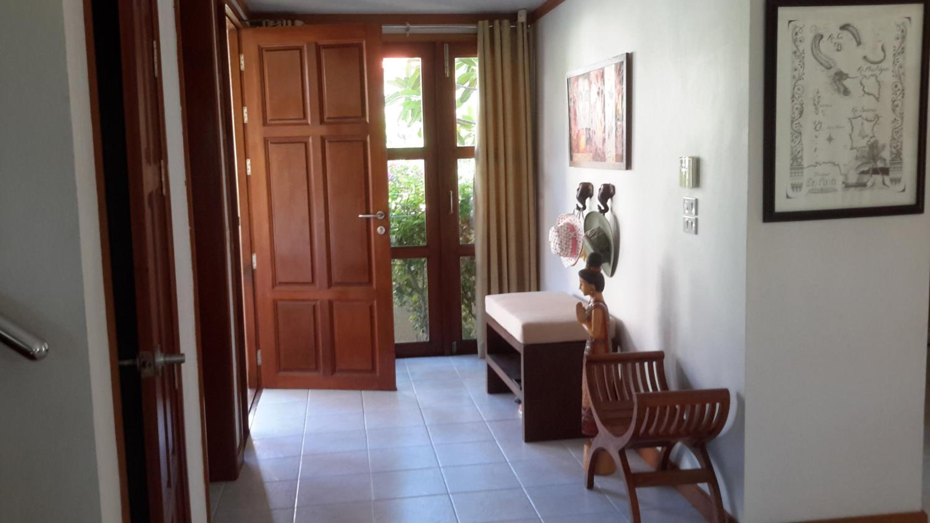 Three-Bedroom Villa photo 1