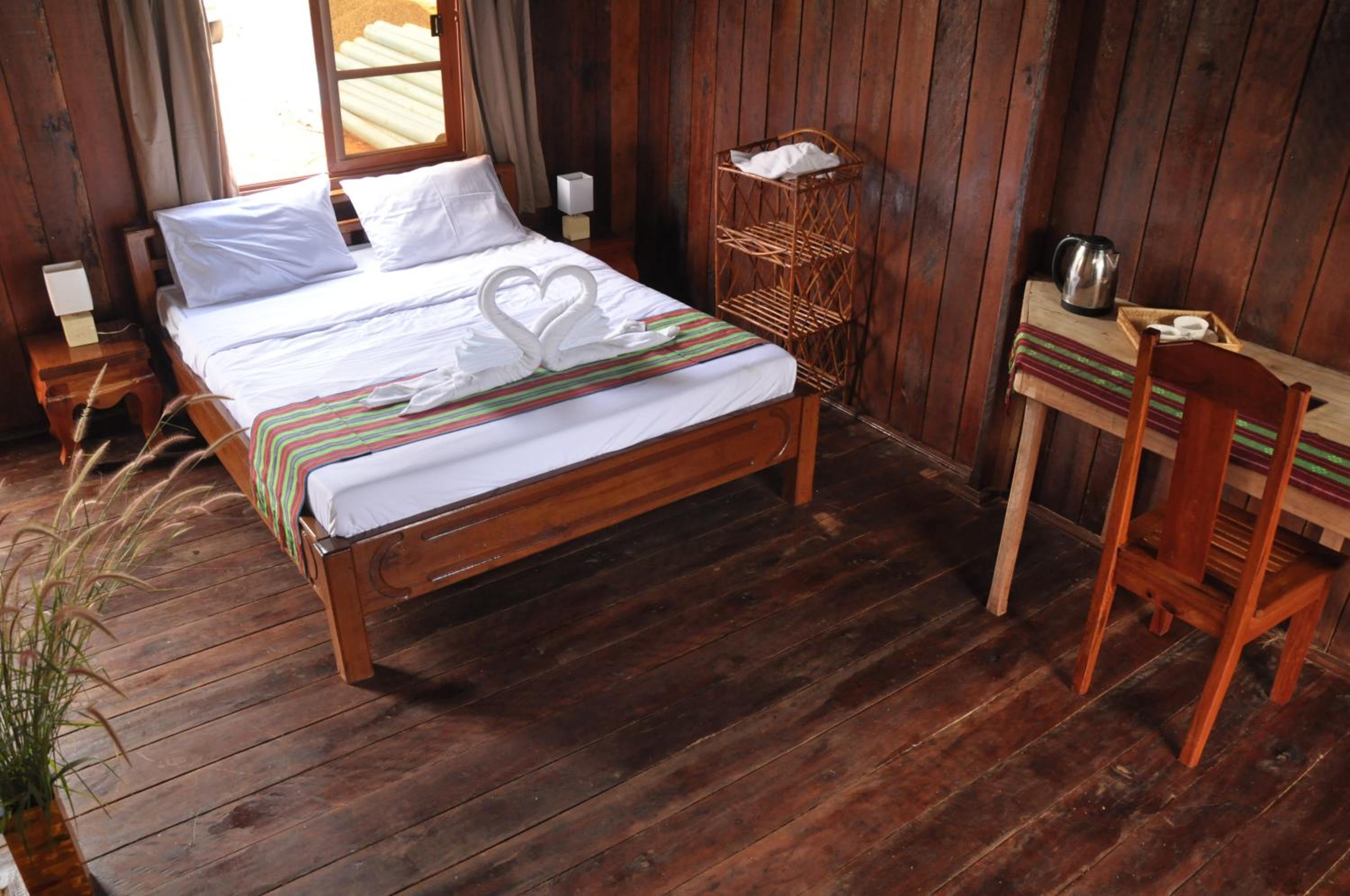 Deluxe Double or Twin Room photo 2