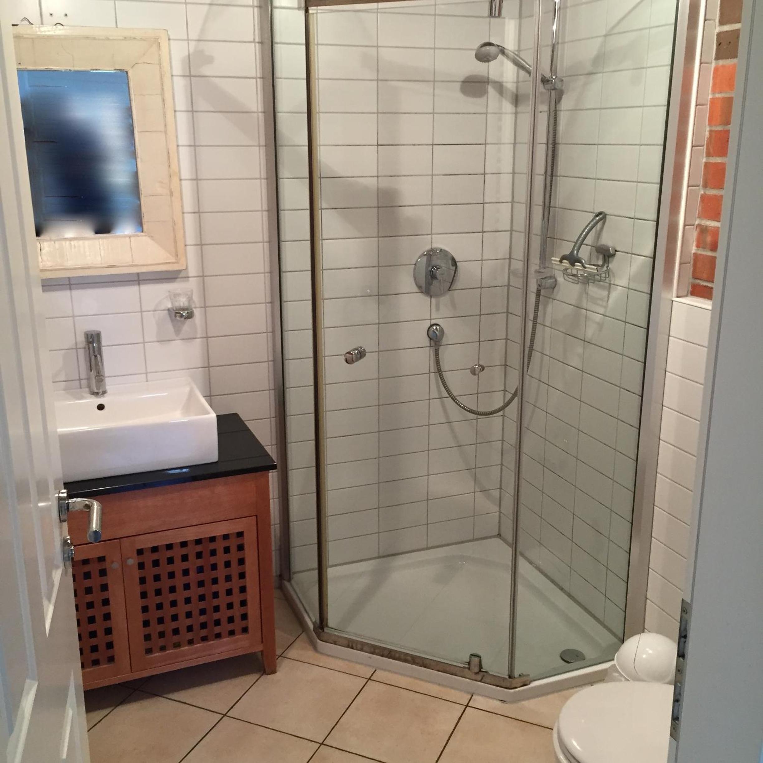 One-Bedroom Apartment (2 - 4 Adults) photo 3
