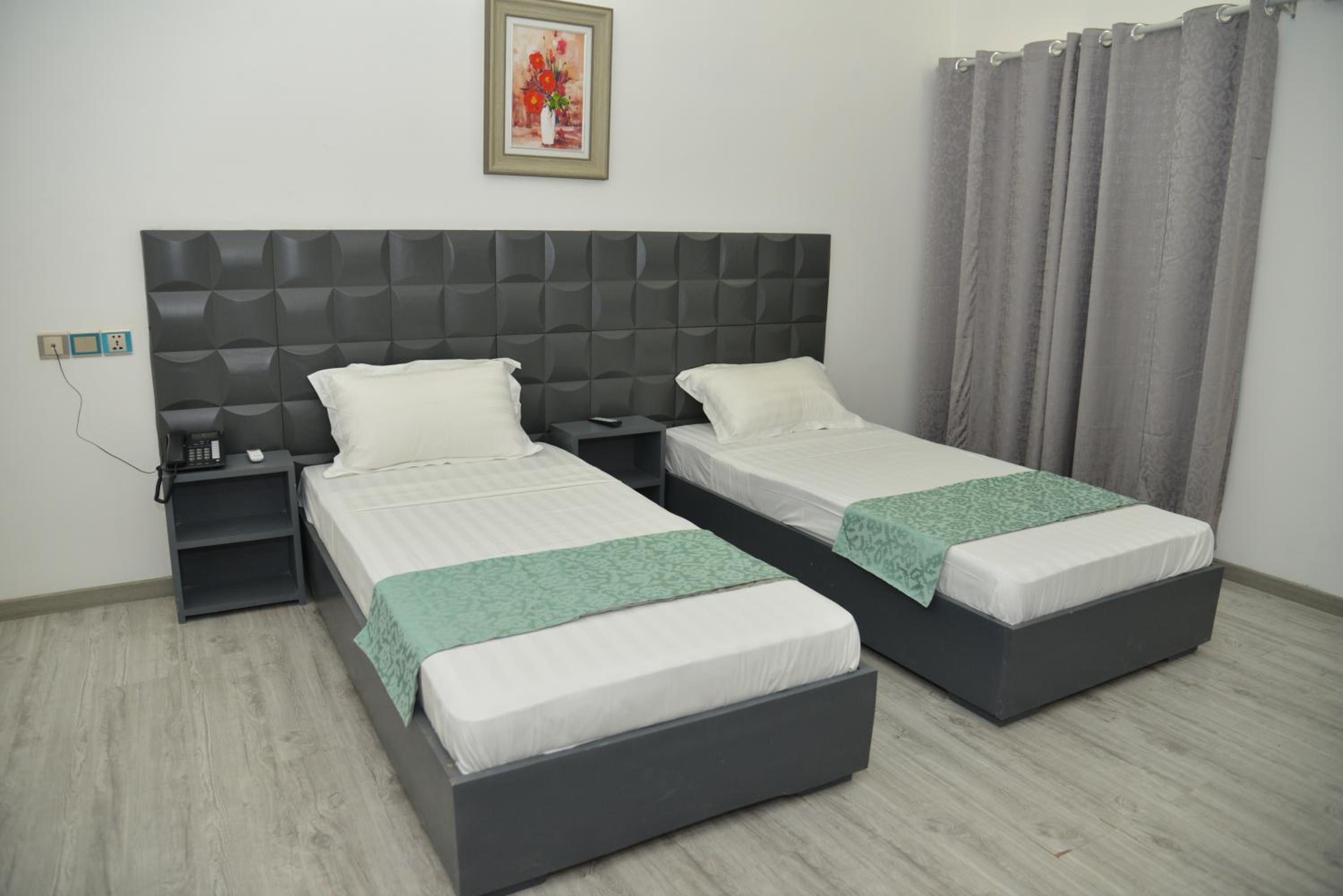 Standard Twin Room photo 1