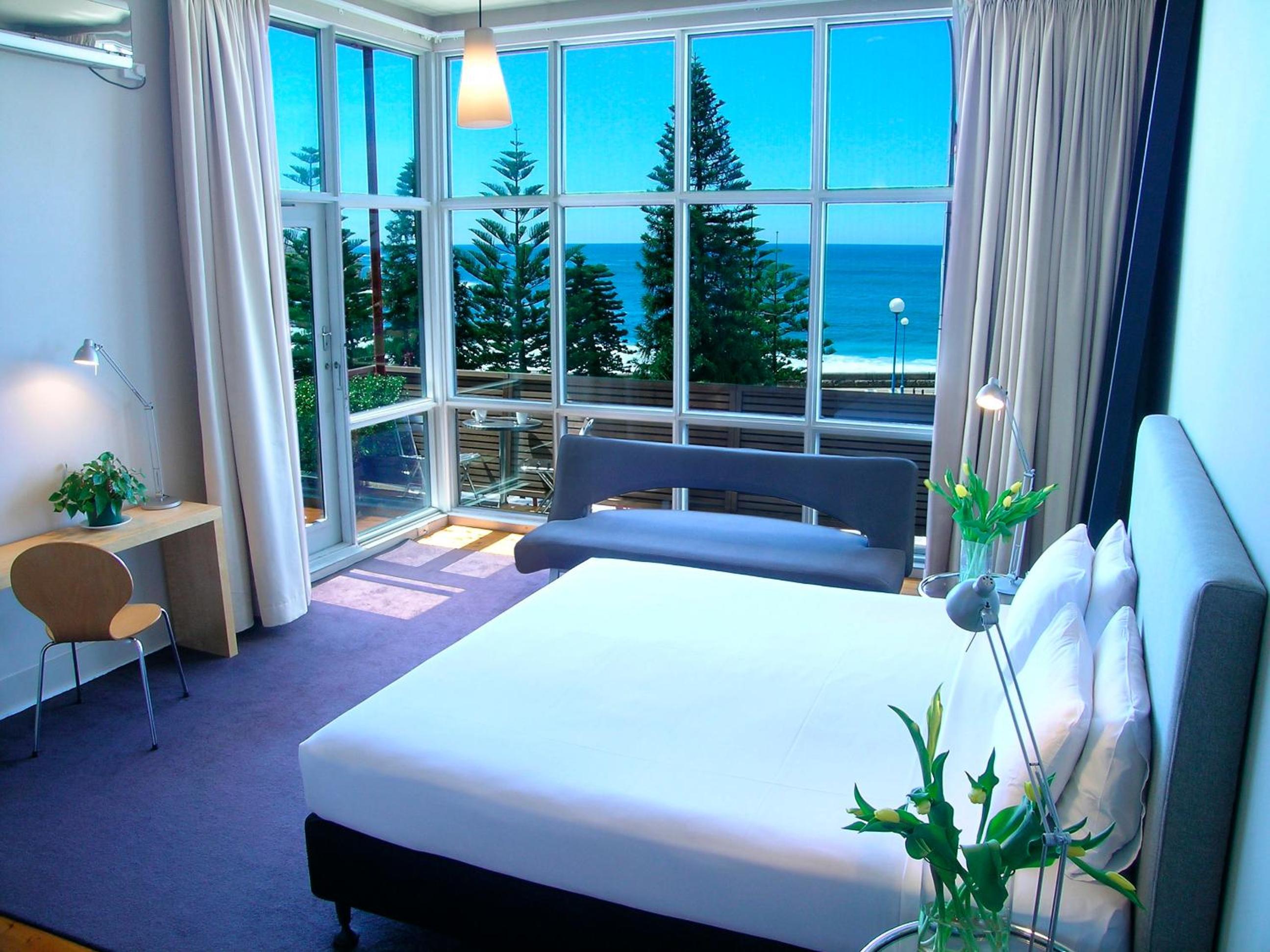 King Room with Ocean View thumbnail 5