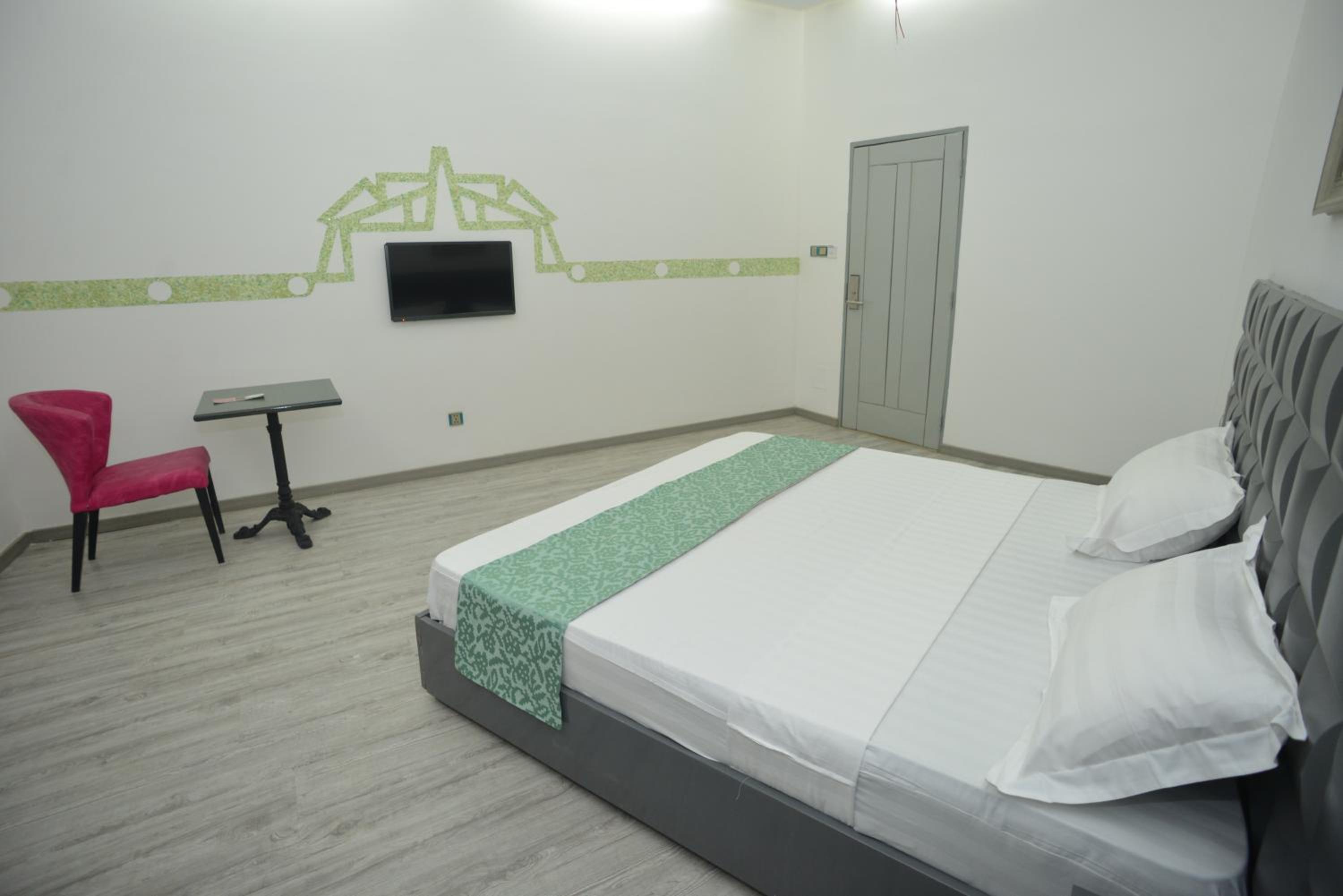 Superior King Room photo 2