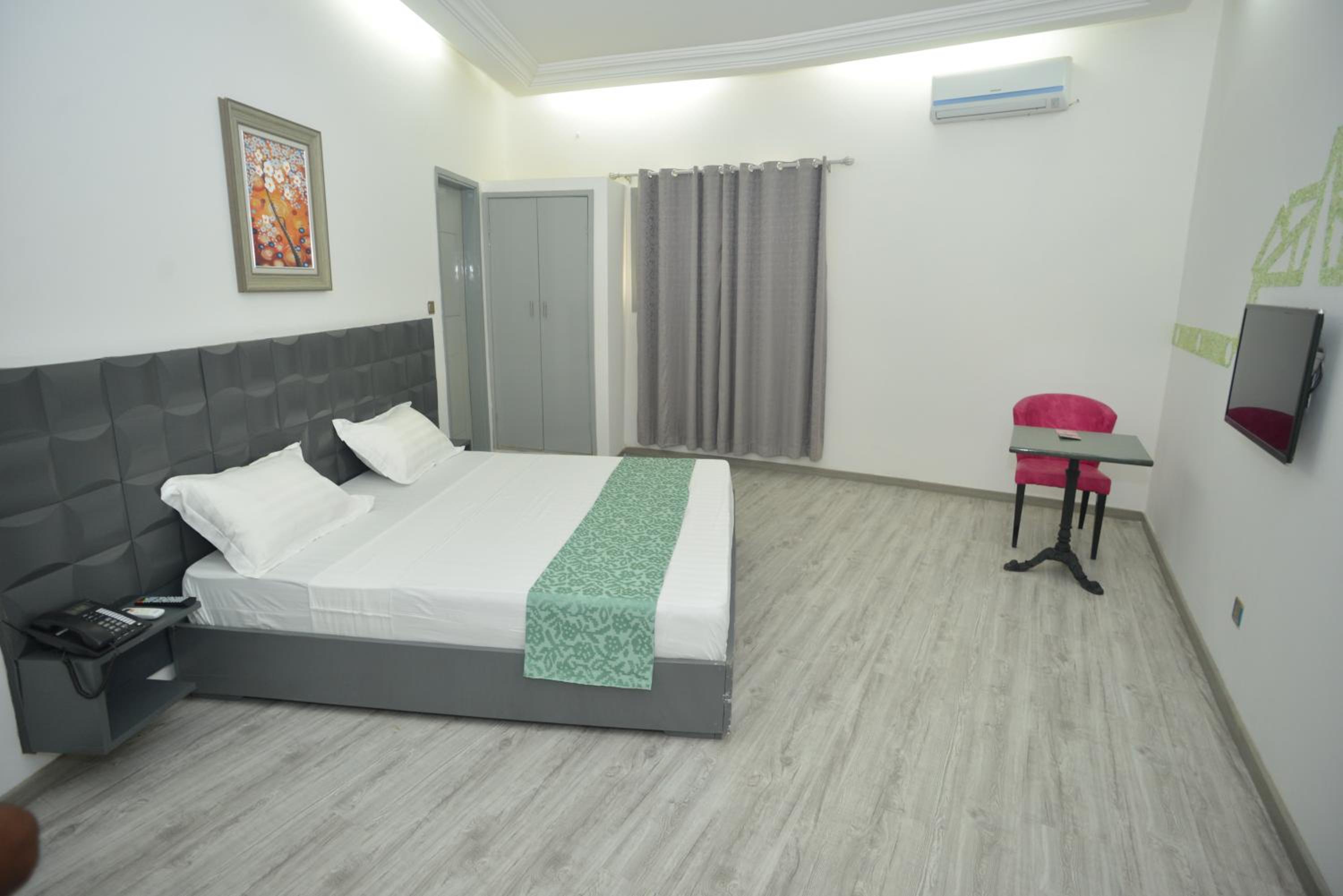 Superior King Room photo 1