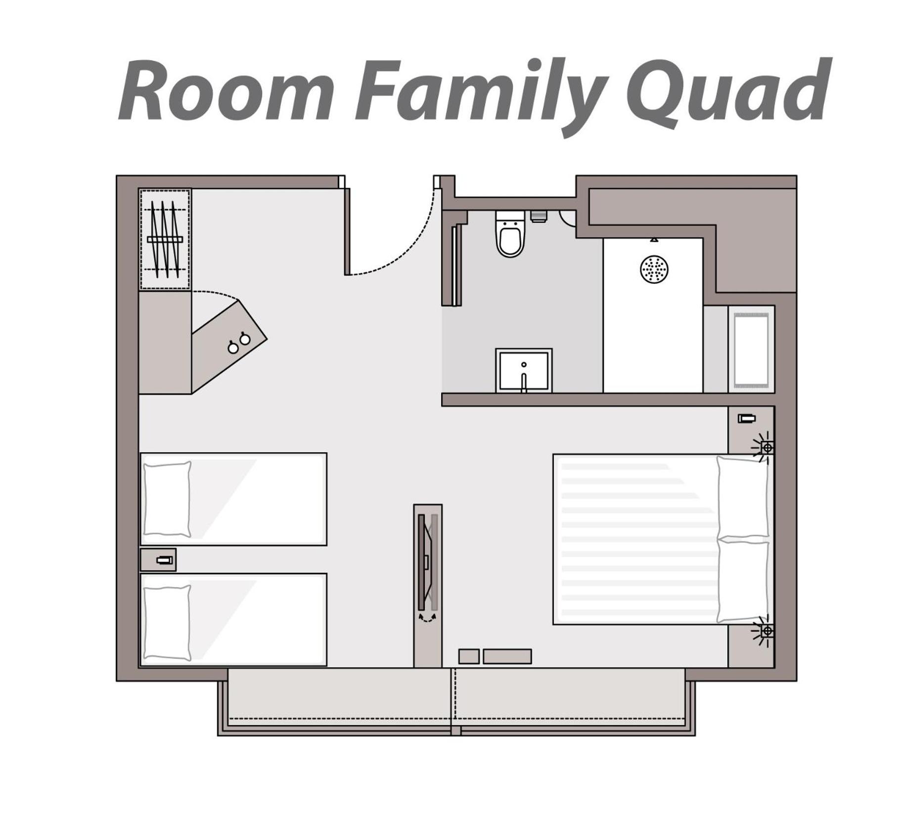 Special Offer - Family Quadruple Queen And Twin Room photo 2
