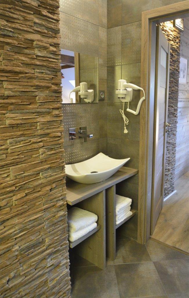 Deluxe Double Room with Bath photo 2