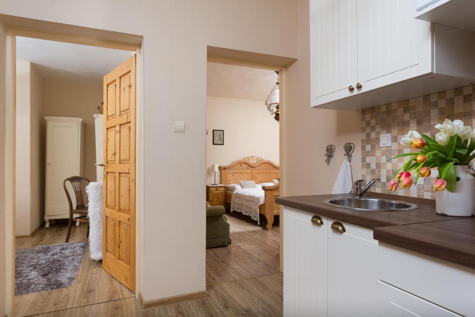 Two-Bedroom Apartment - Photo 7