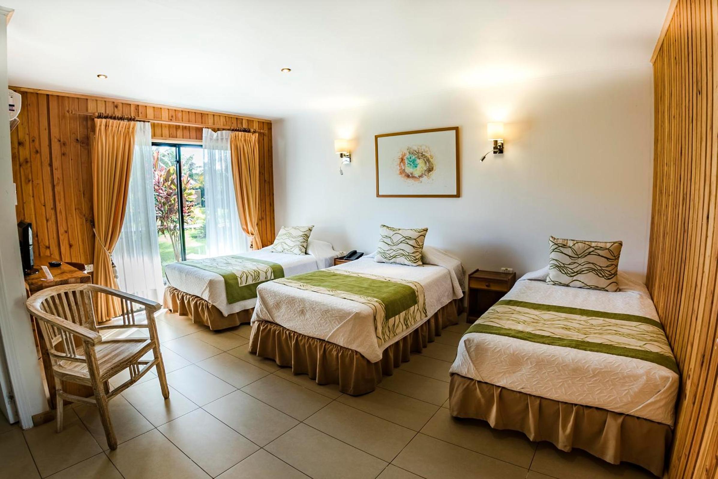 Triple Room - Photo 8