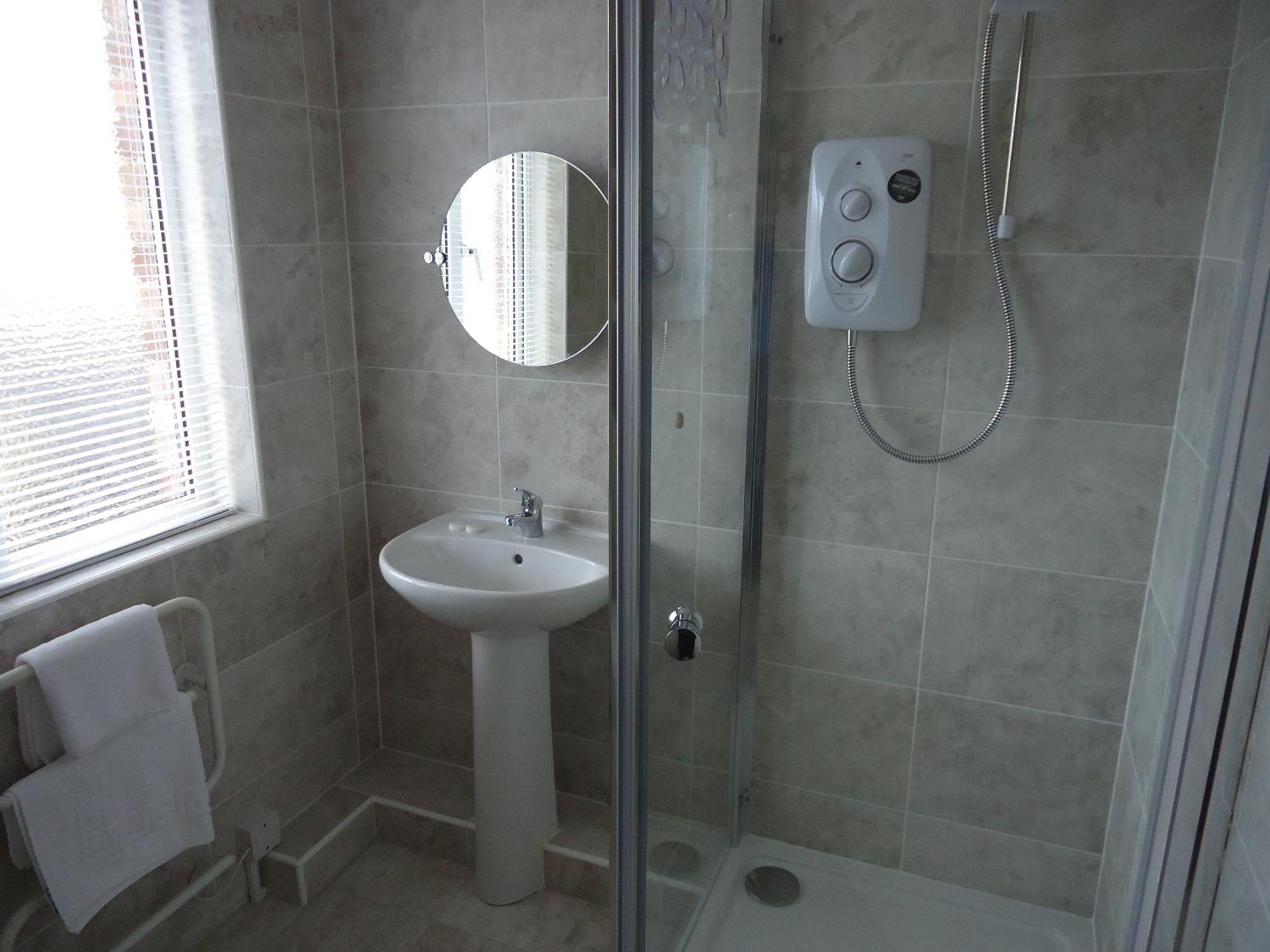 Double Room with Private Bathroom photo 3