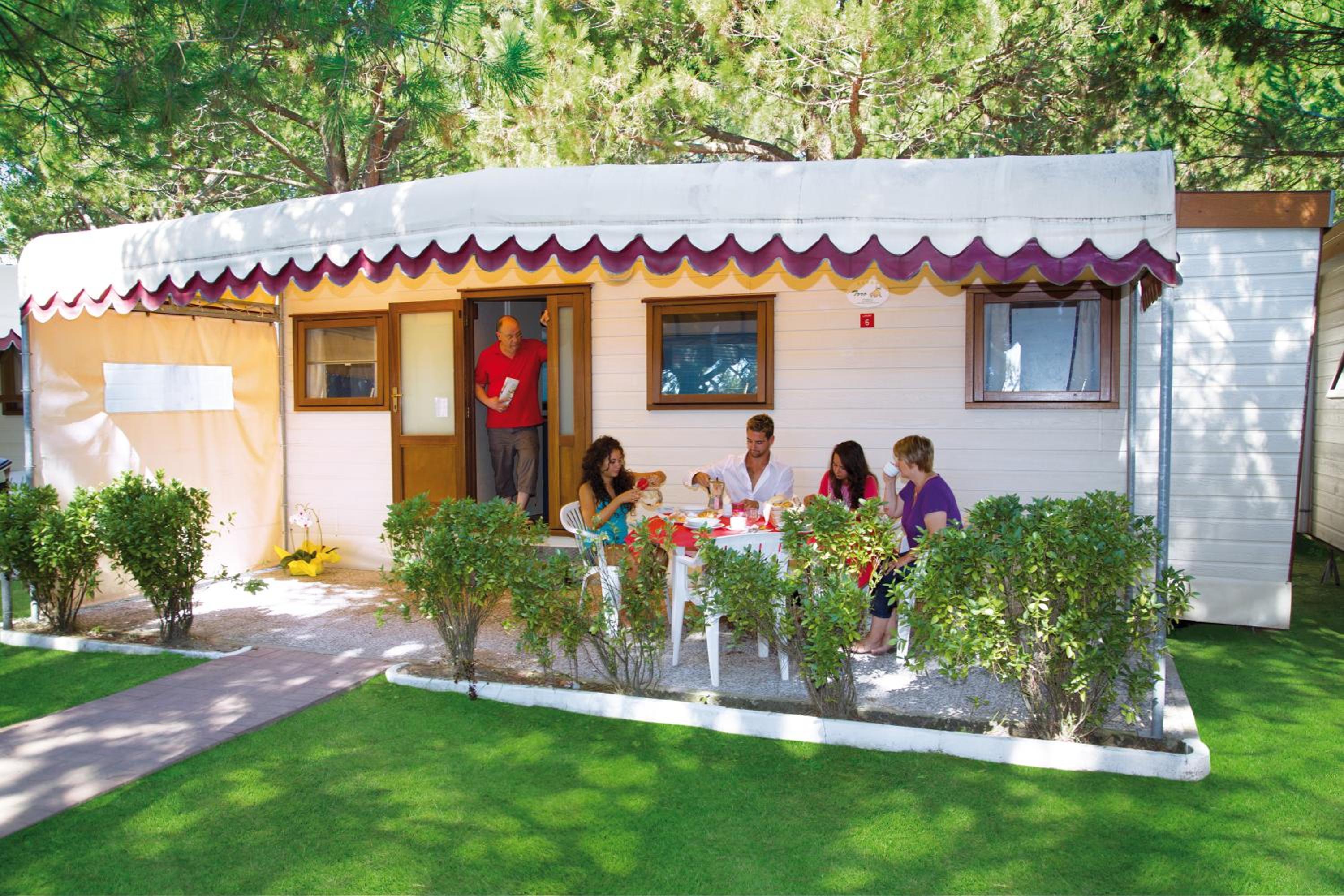 Luxury Mobile Home - Beach Package photo 3