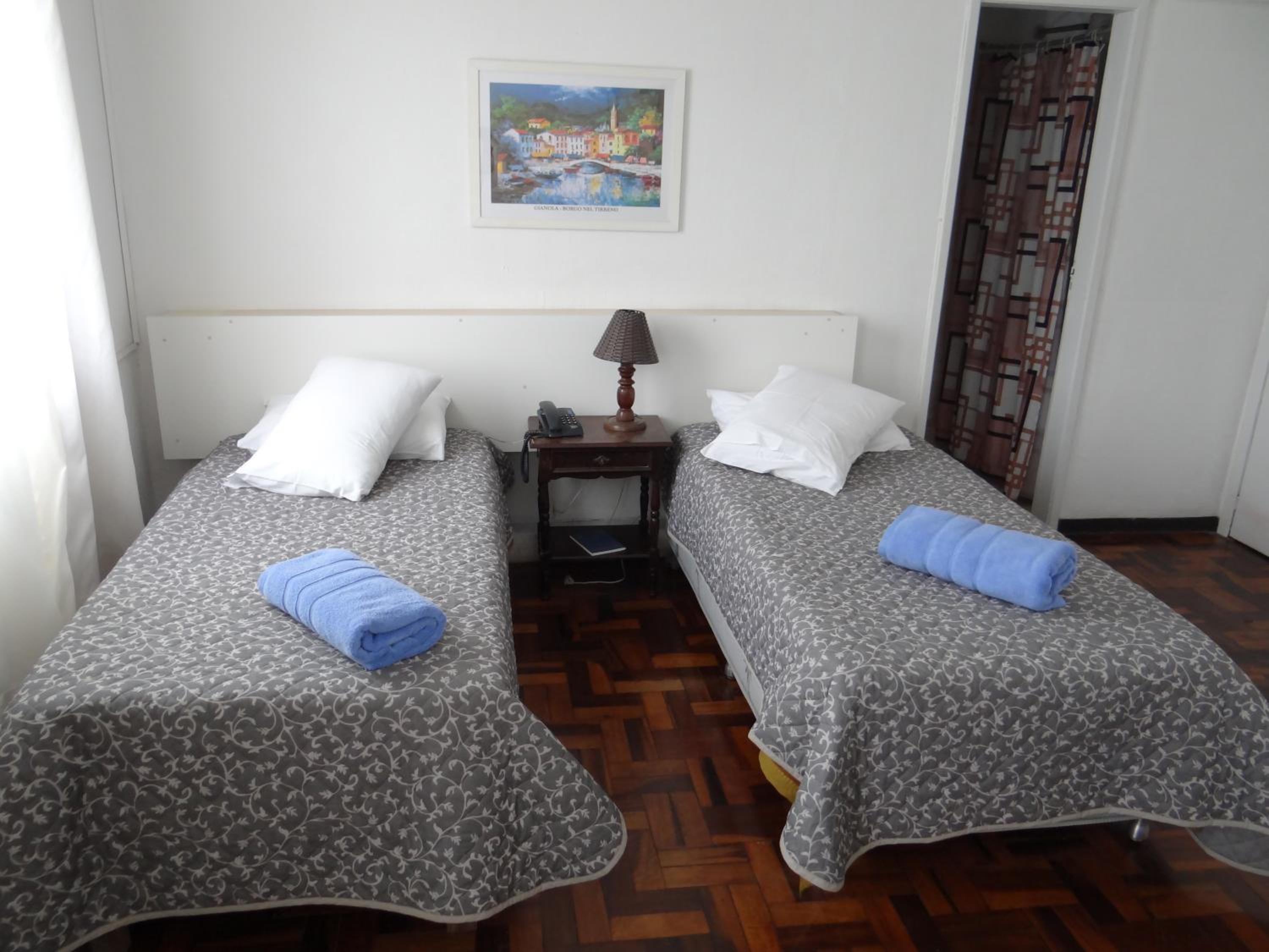 Standard Twin Room photo 1