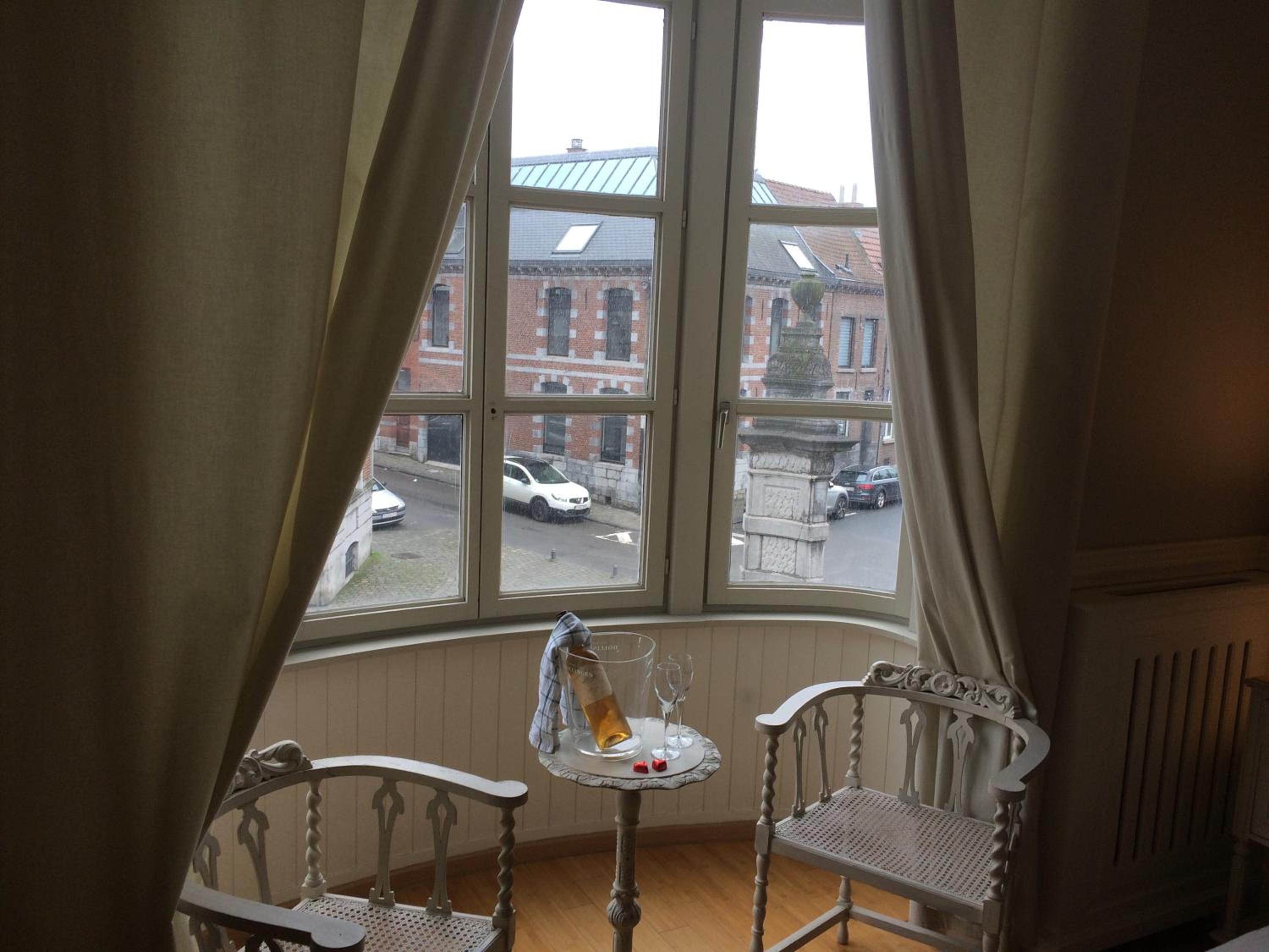 Suite with City View photo 2