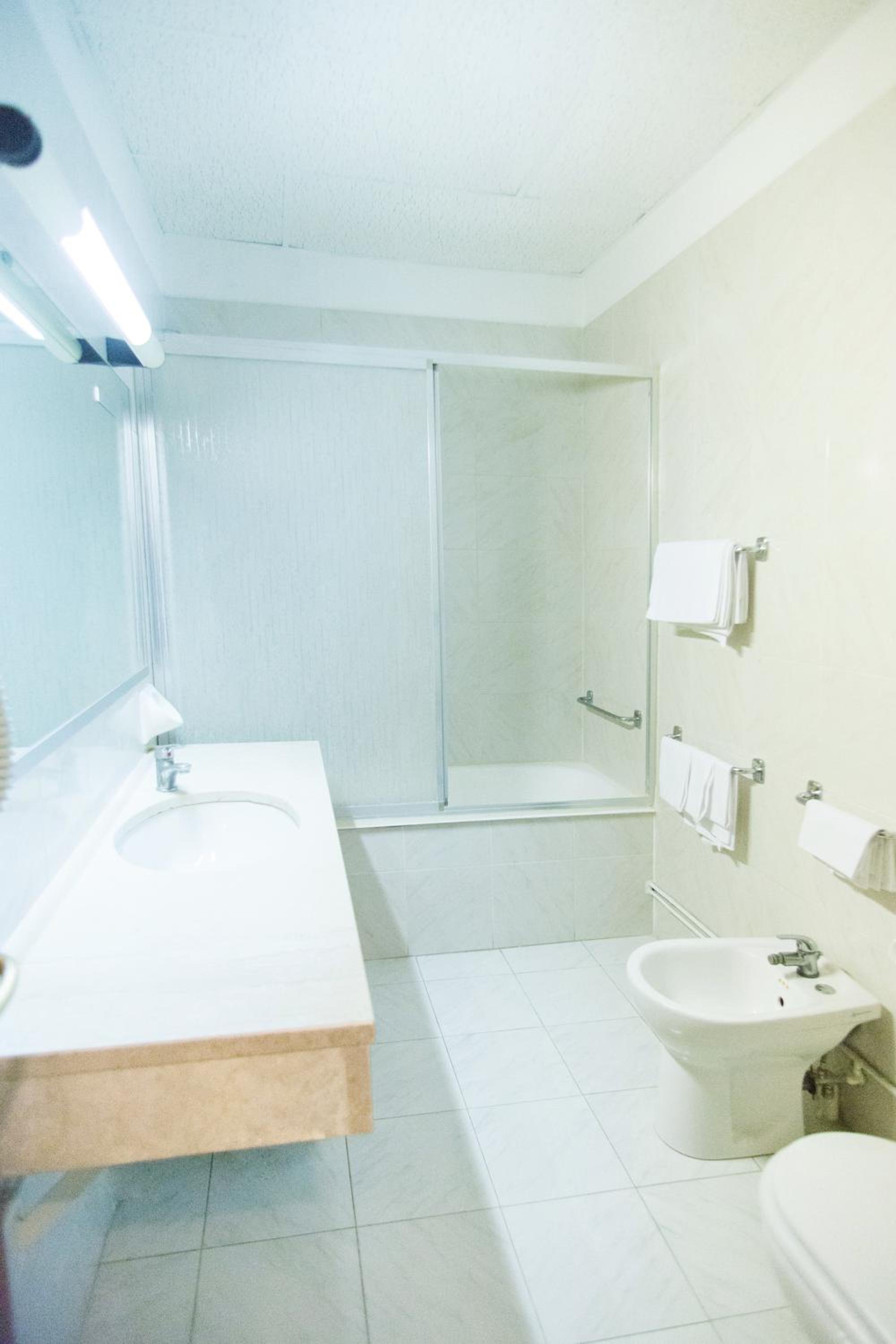 Single Room photo 3