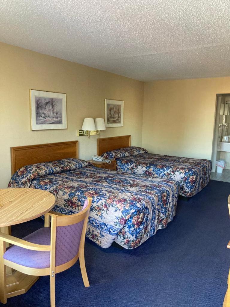FAIRFIELD MOTEL OF WINNSBORO