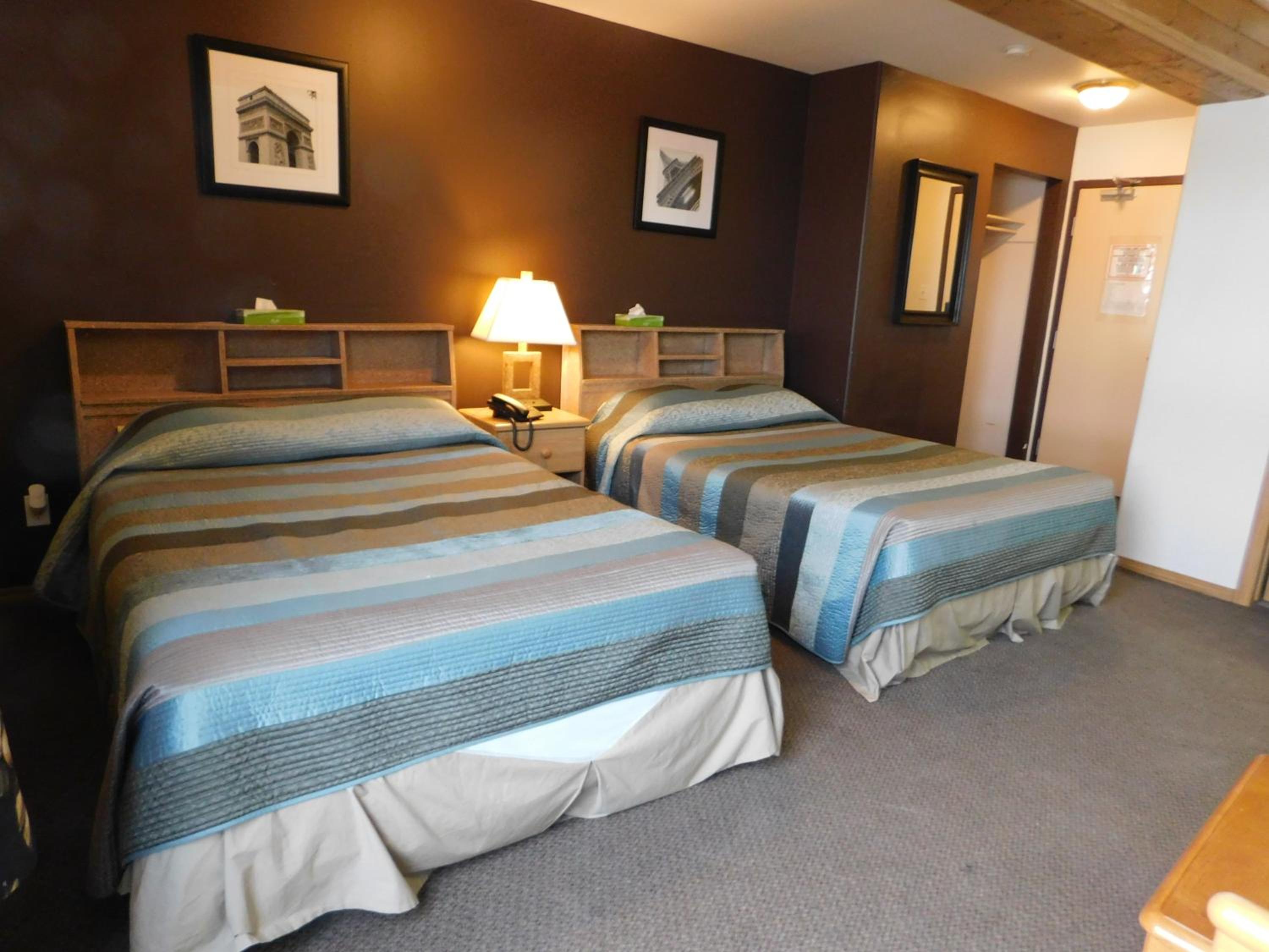 Standard Quadruple Room - Photo 2