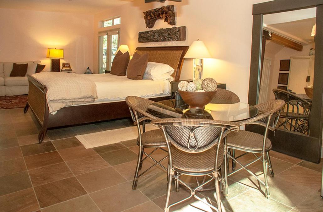 King Room with Spa Bath photo 2