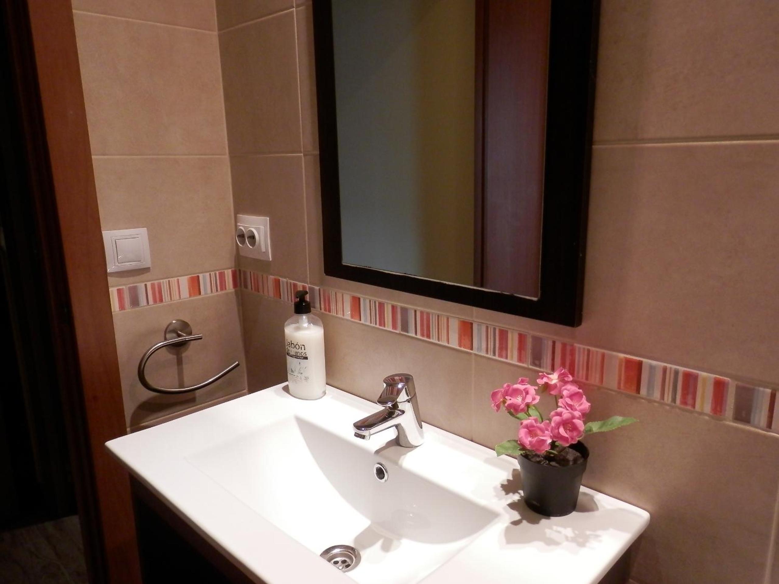 Double Room with Private Bathroom photo 3