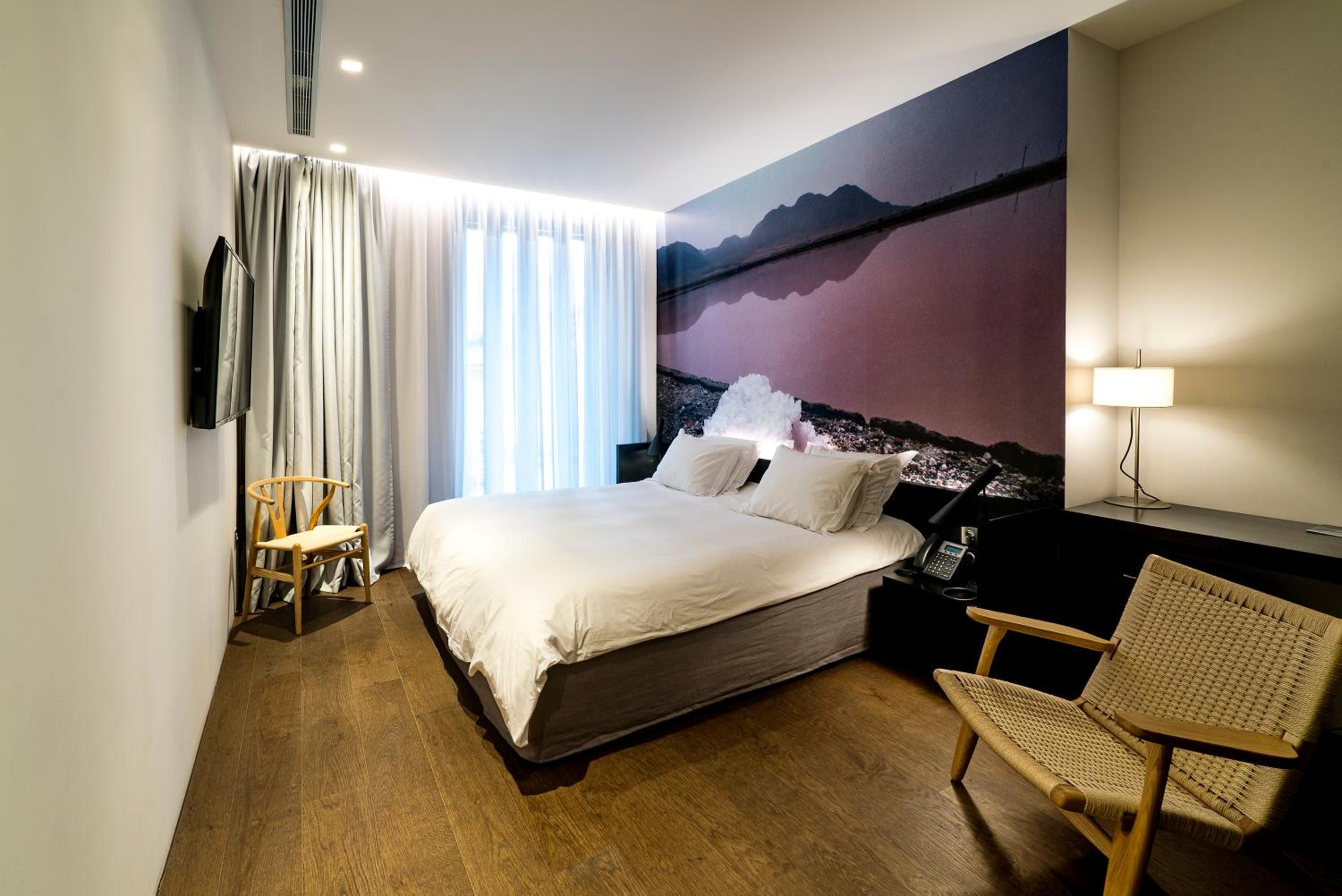 Double or Twin Room - Photo 6