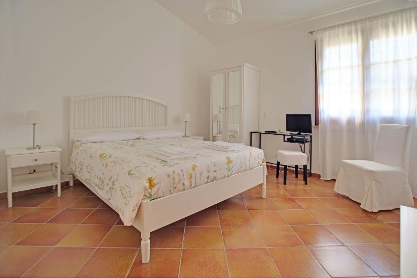 Double Room with Garden View photo 3