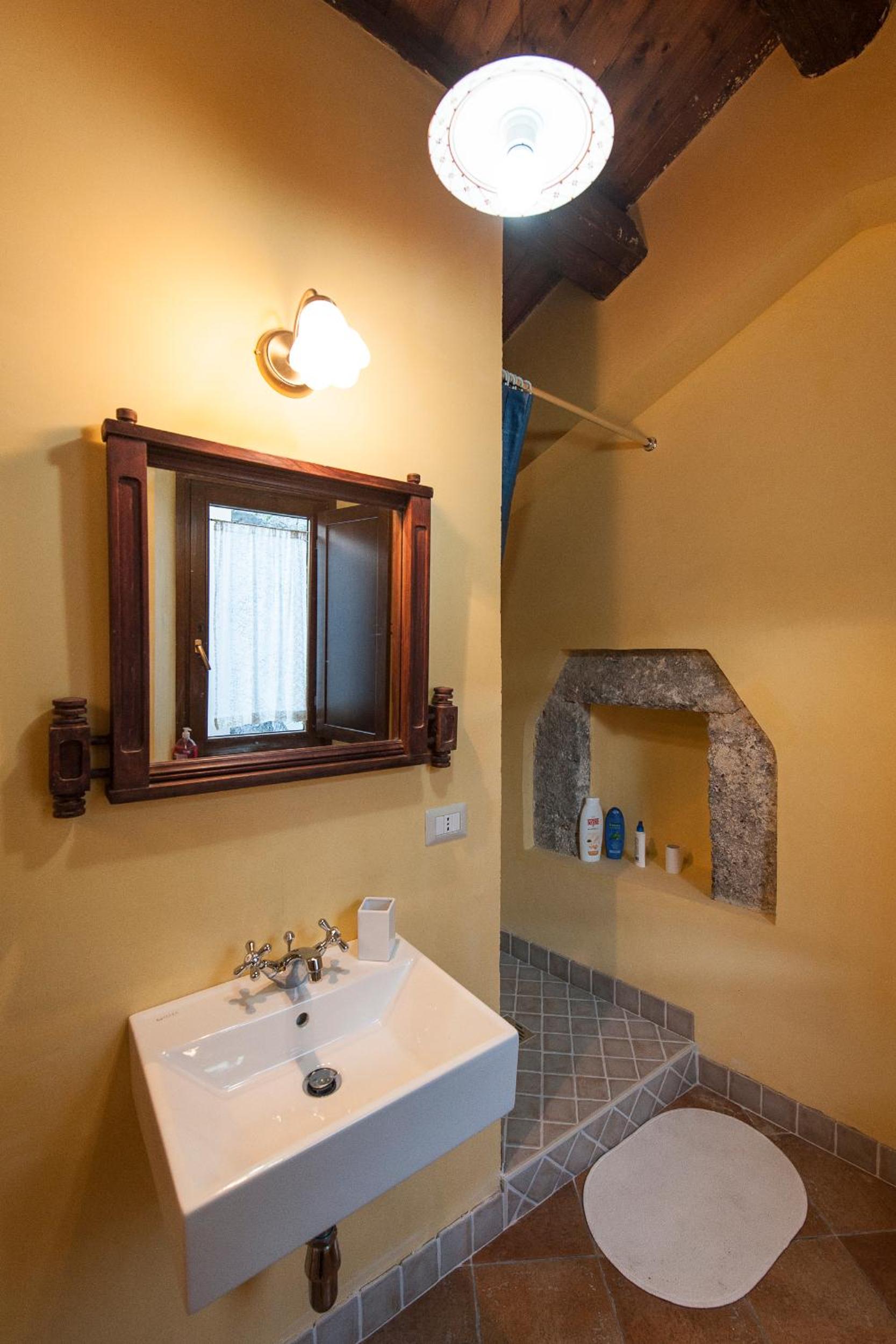 Two-Bedroom Townhouse photo 3