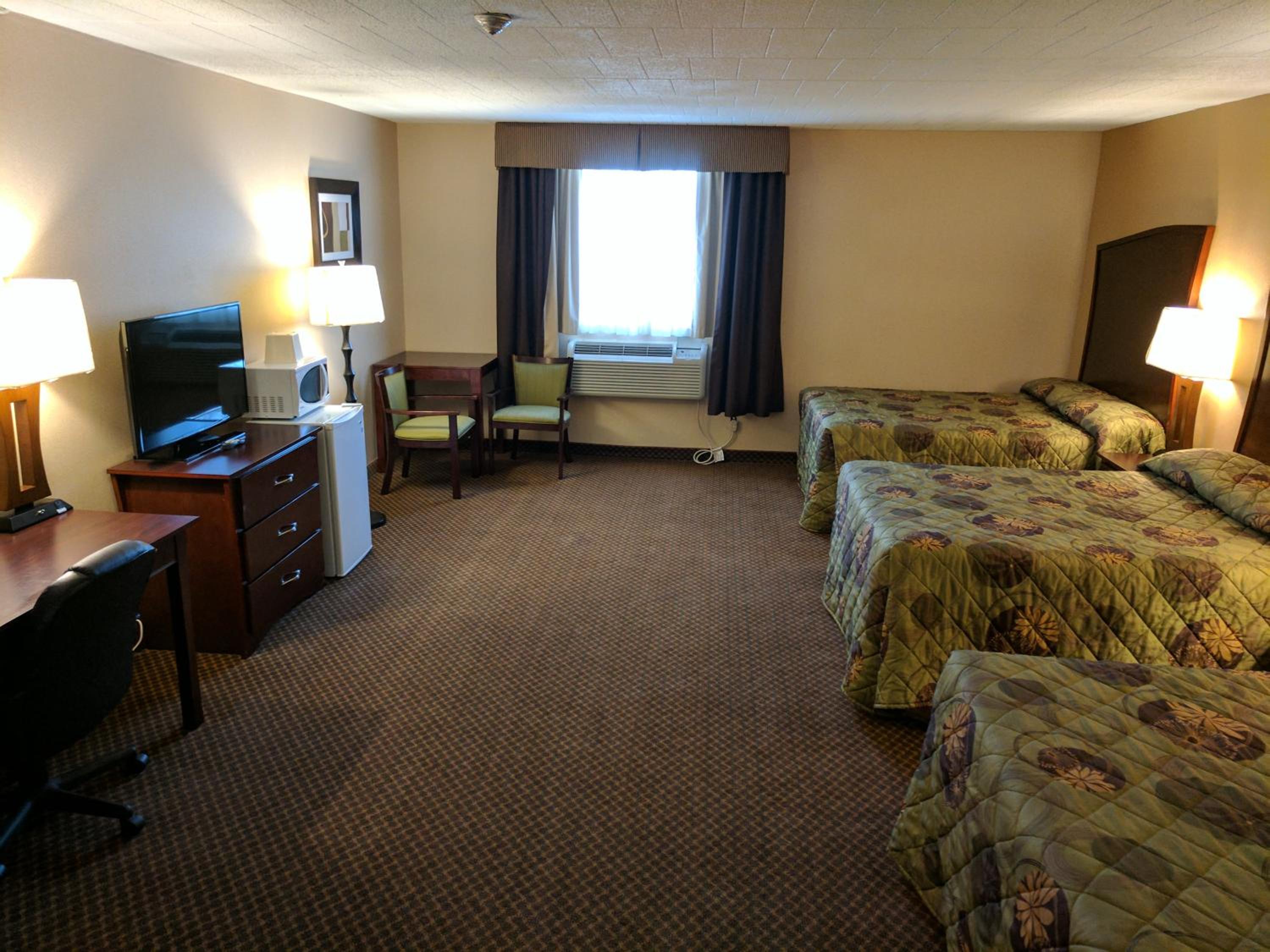 Family Room - Photo 11
