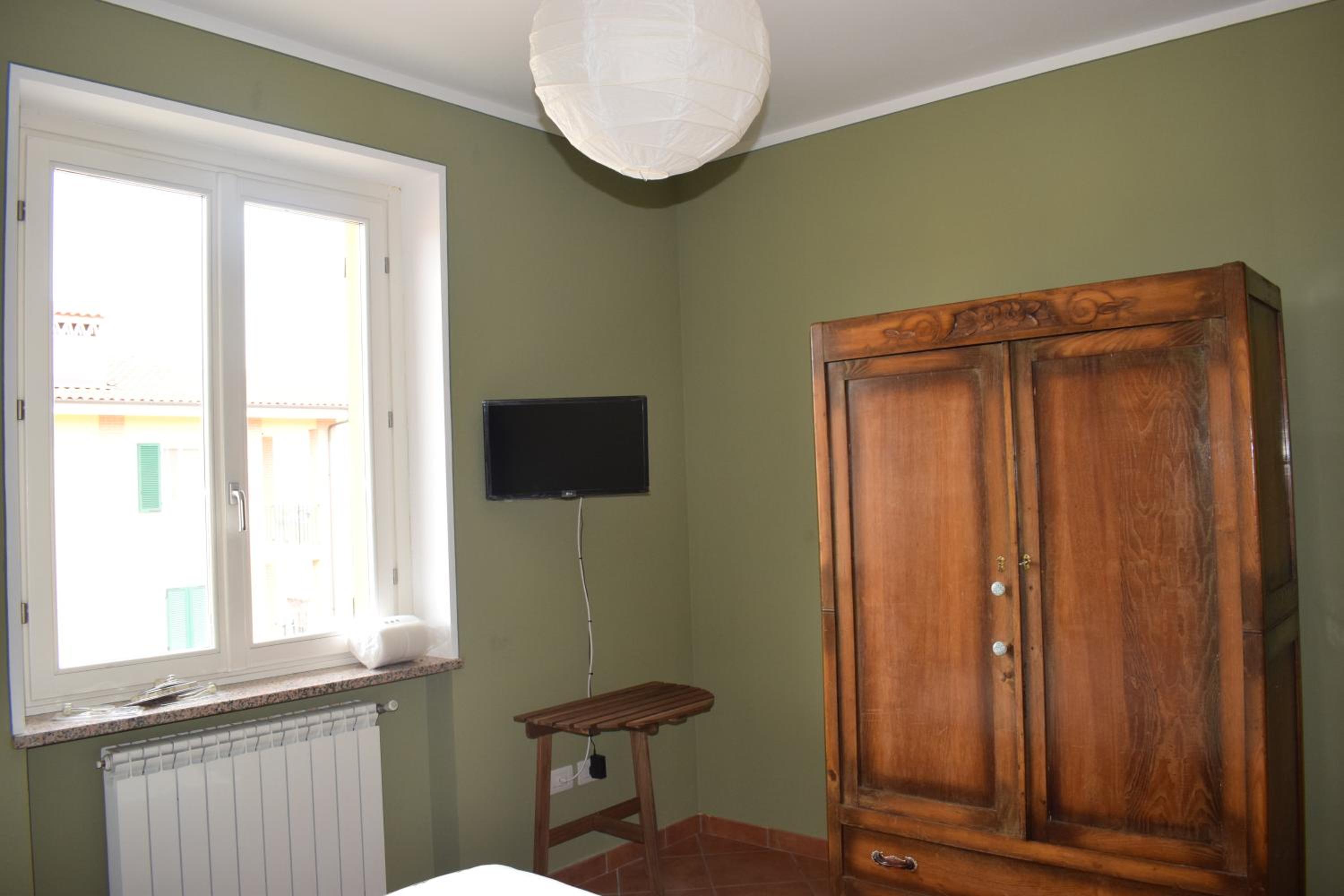 Double or Twin Room with Shared Bathroom photo 2