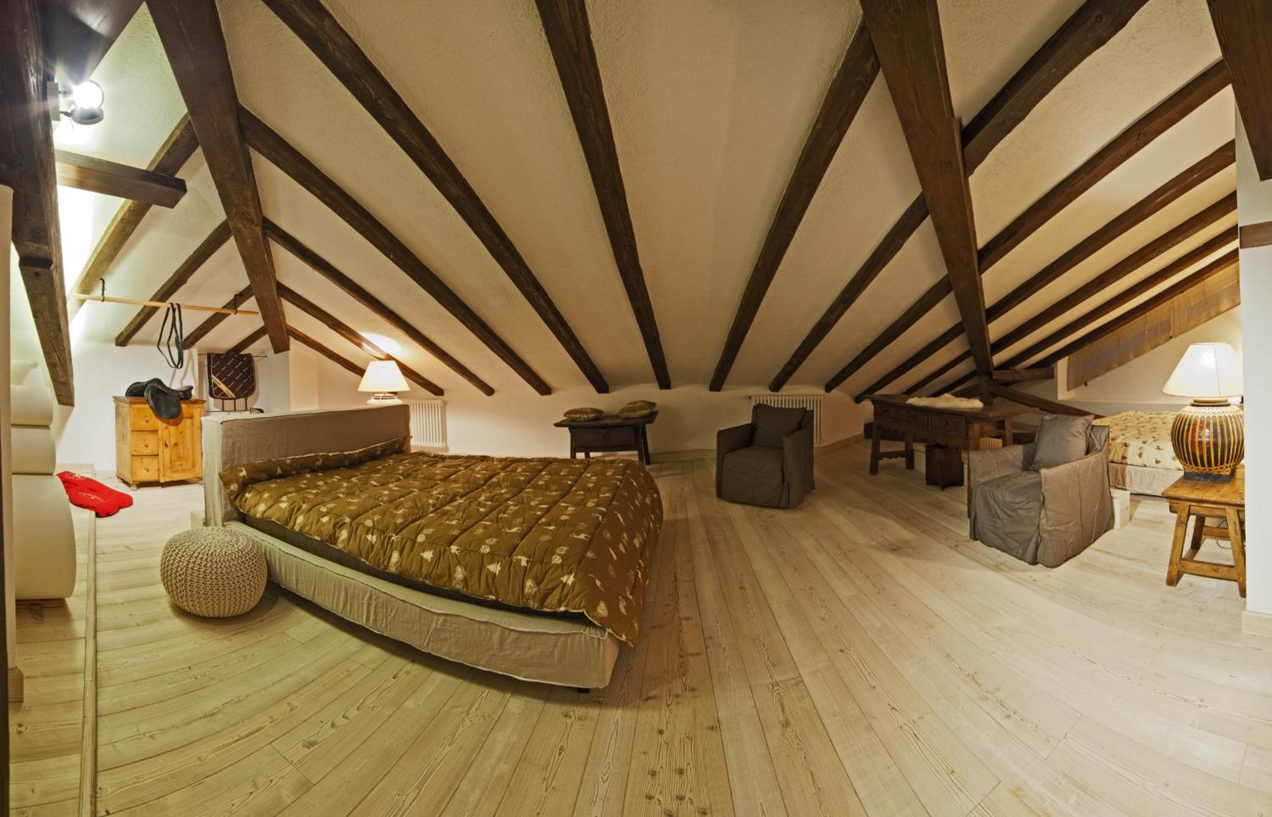 Superior Suite - Photo 1