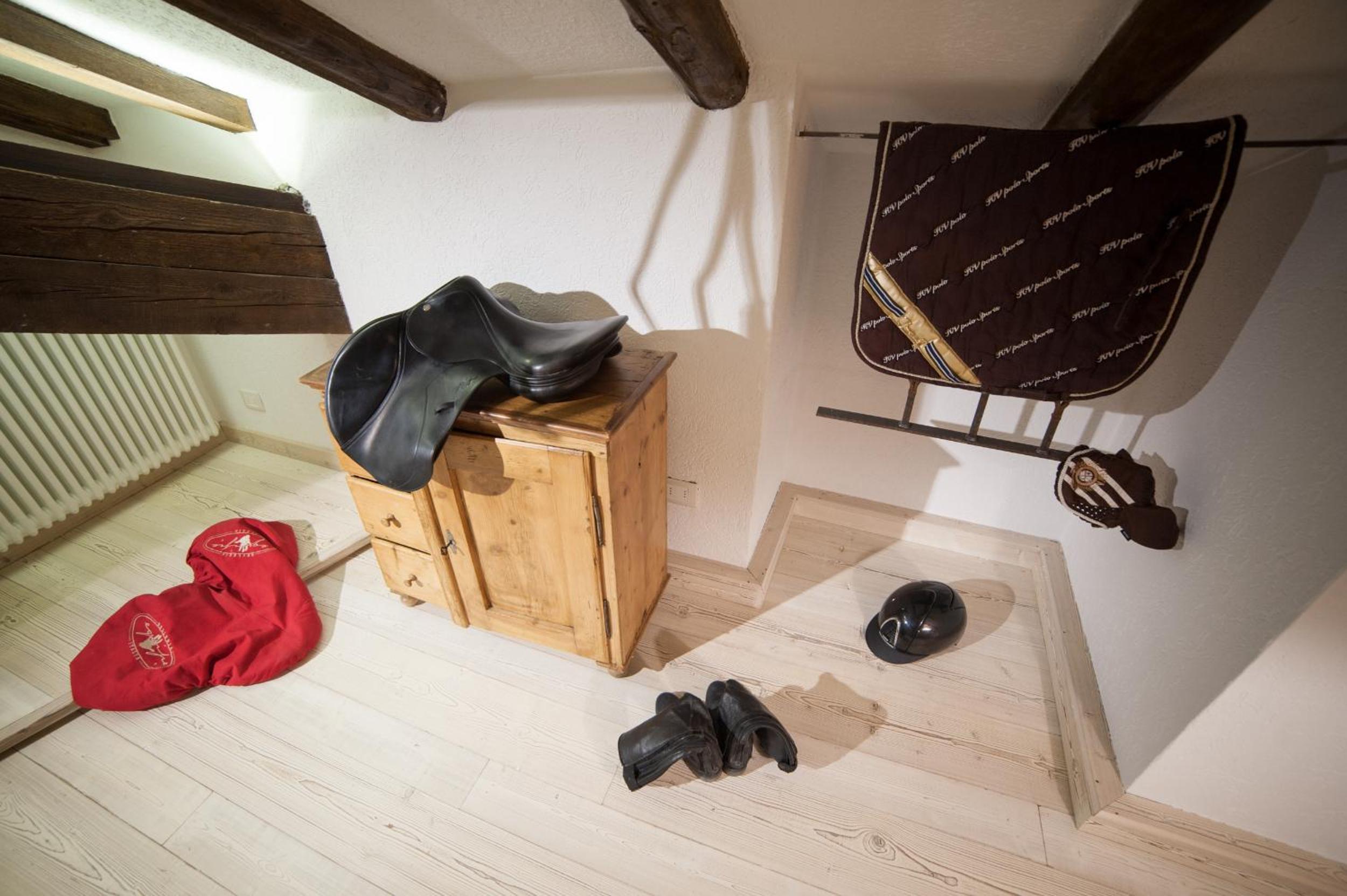 Superior Suite - Photo 21