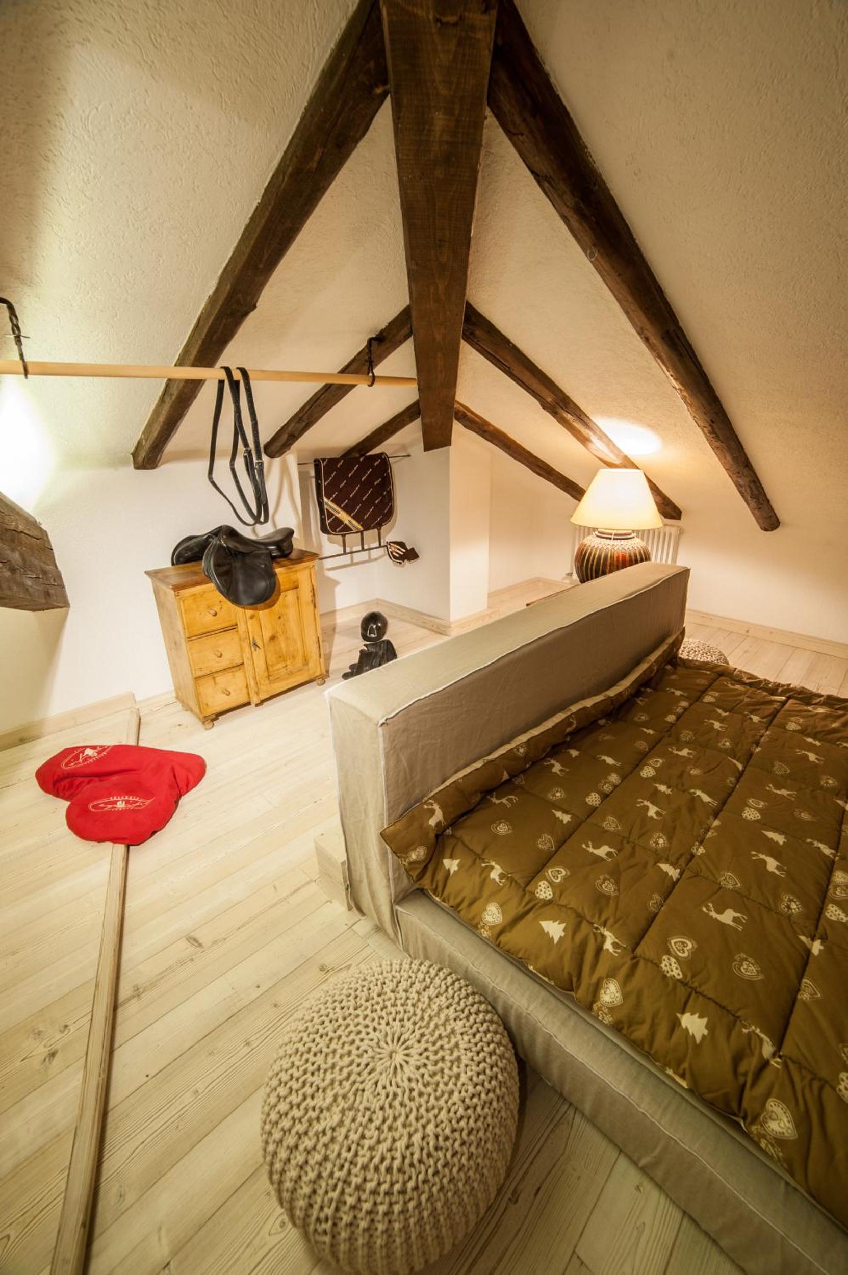 Superior Suite - Photo 20