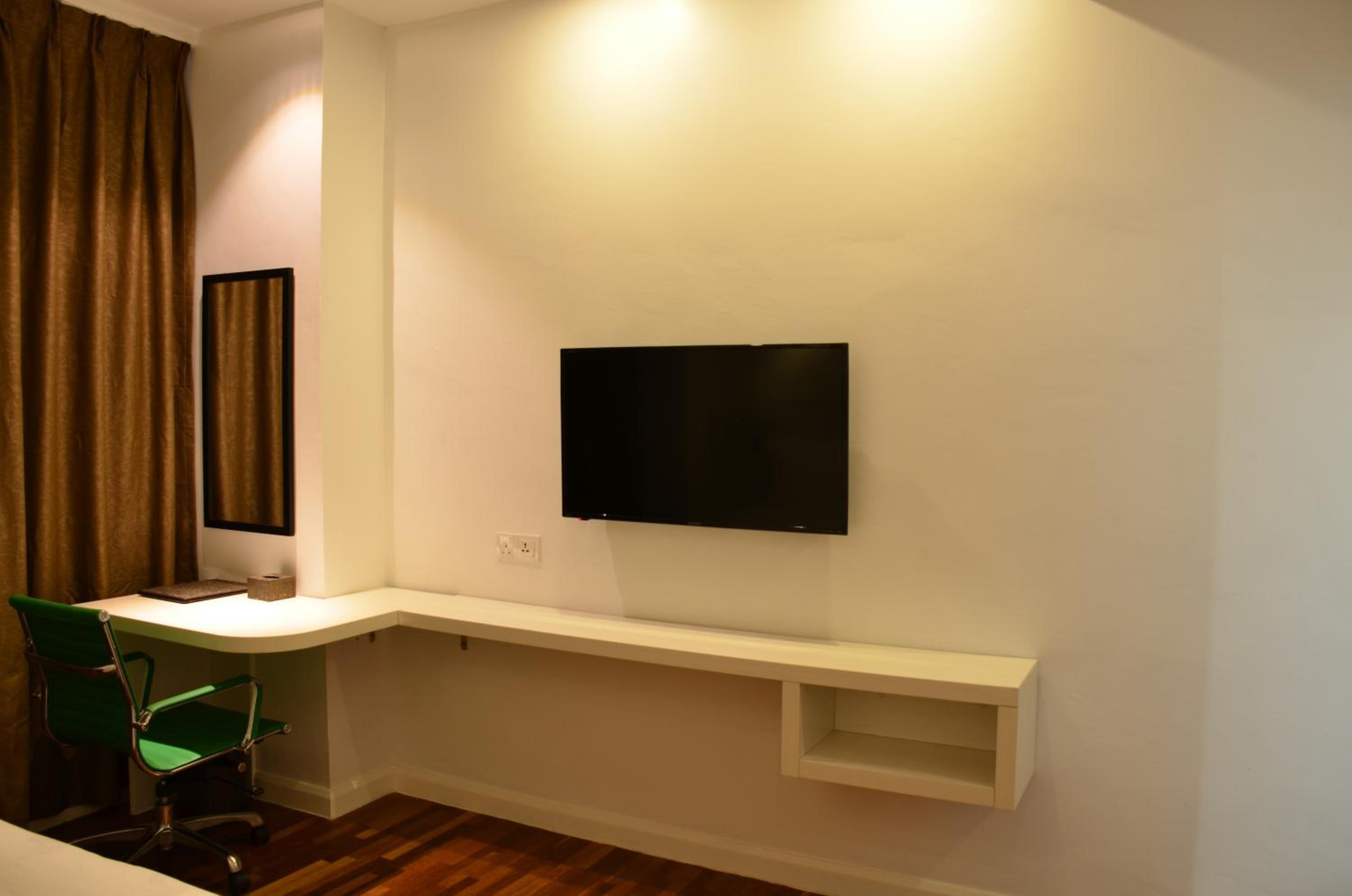 Deluxe Queen Room photo 2