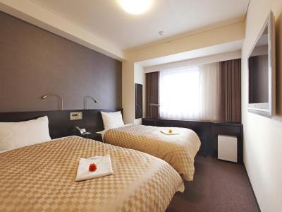 Standard Twin Room - Smoking photo 3