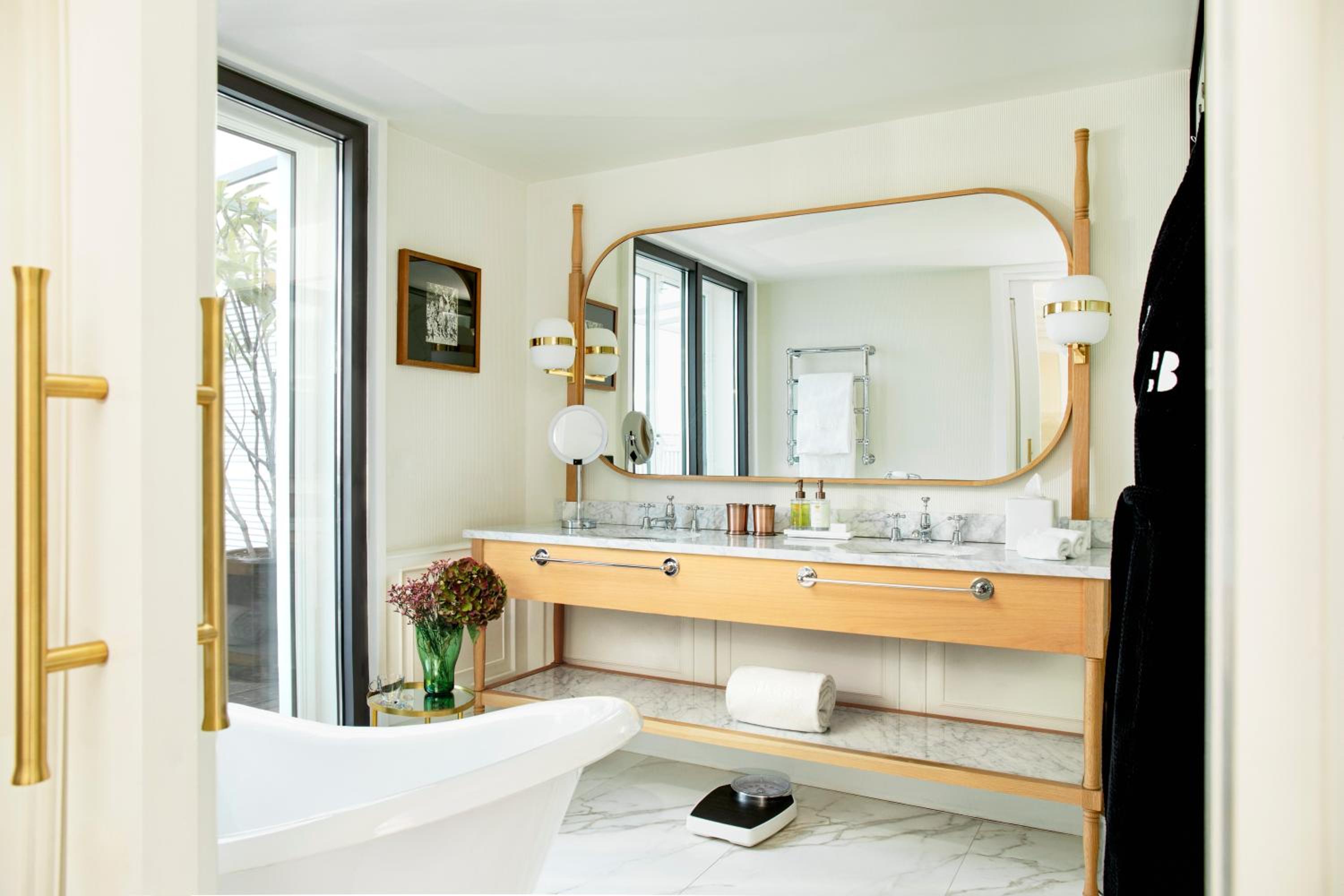 Bless Couture Penthouse- Two bedroom